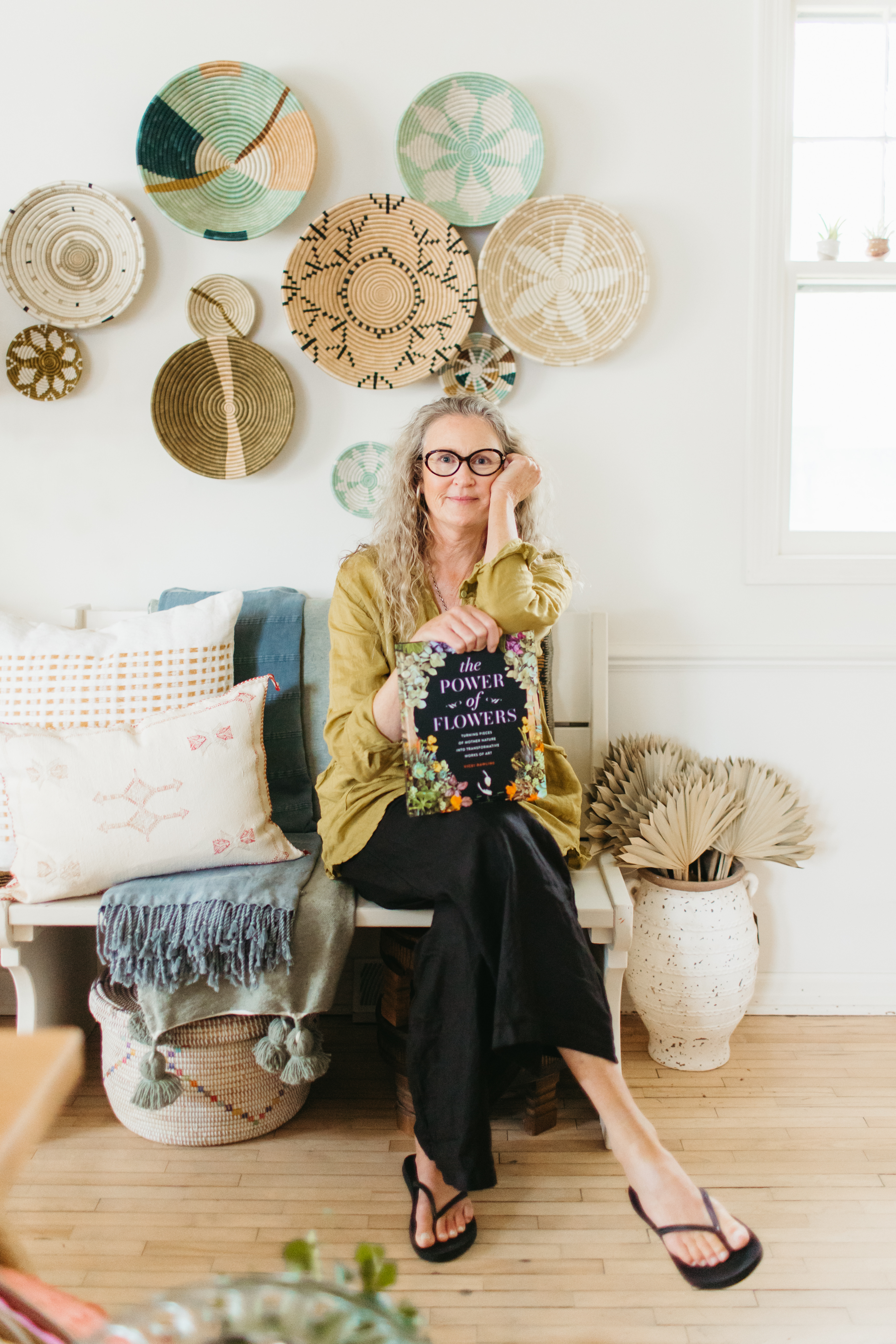 'The Power of Flowers': La Jolla's fallen foliage helps create book of floral art - Vimarsana News