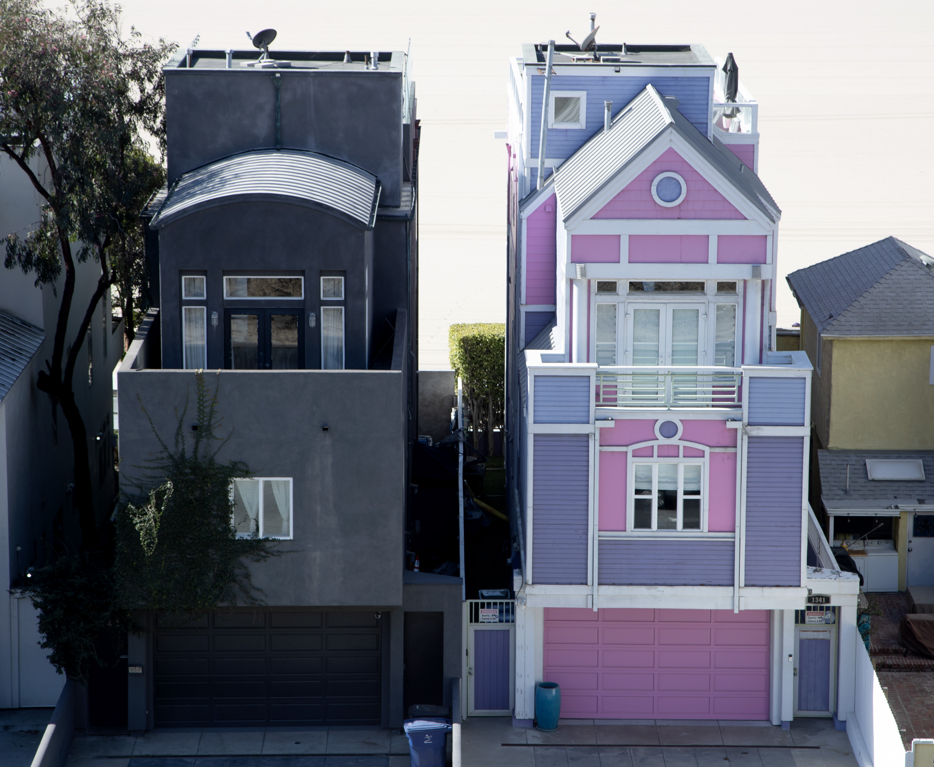 The story of Santa Monica's pink Barbie, black Batman houses - Vimarsana News