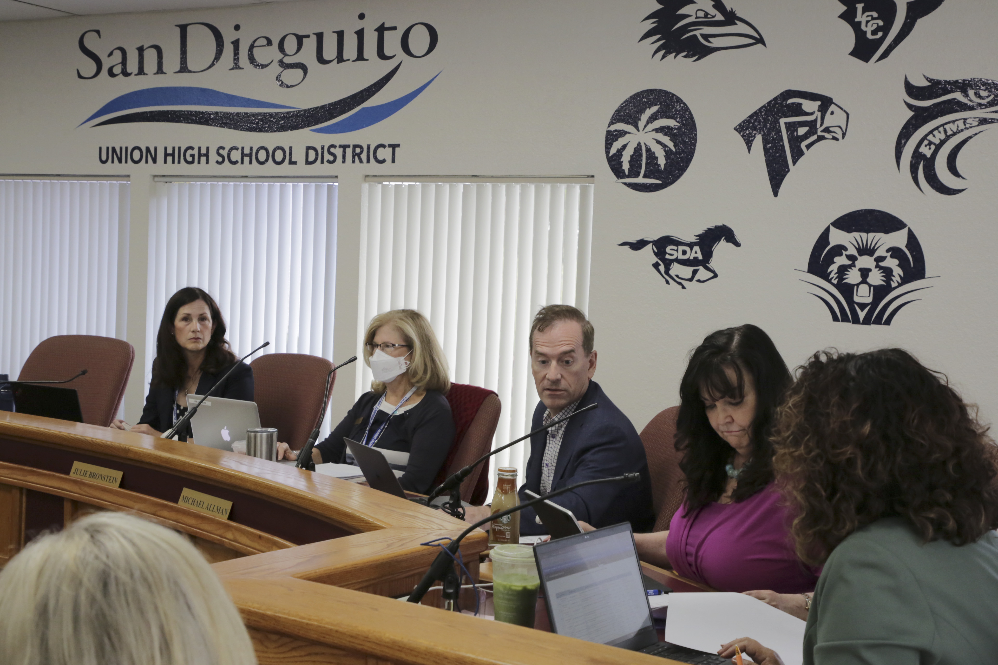 San Dieguito probe finds school board trustee did not bully superintendent based on gender, district says - Vimarsana News