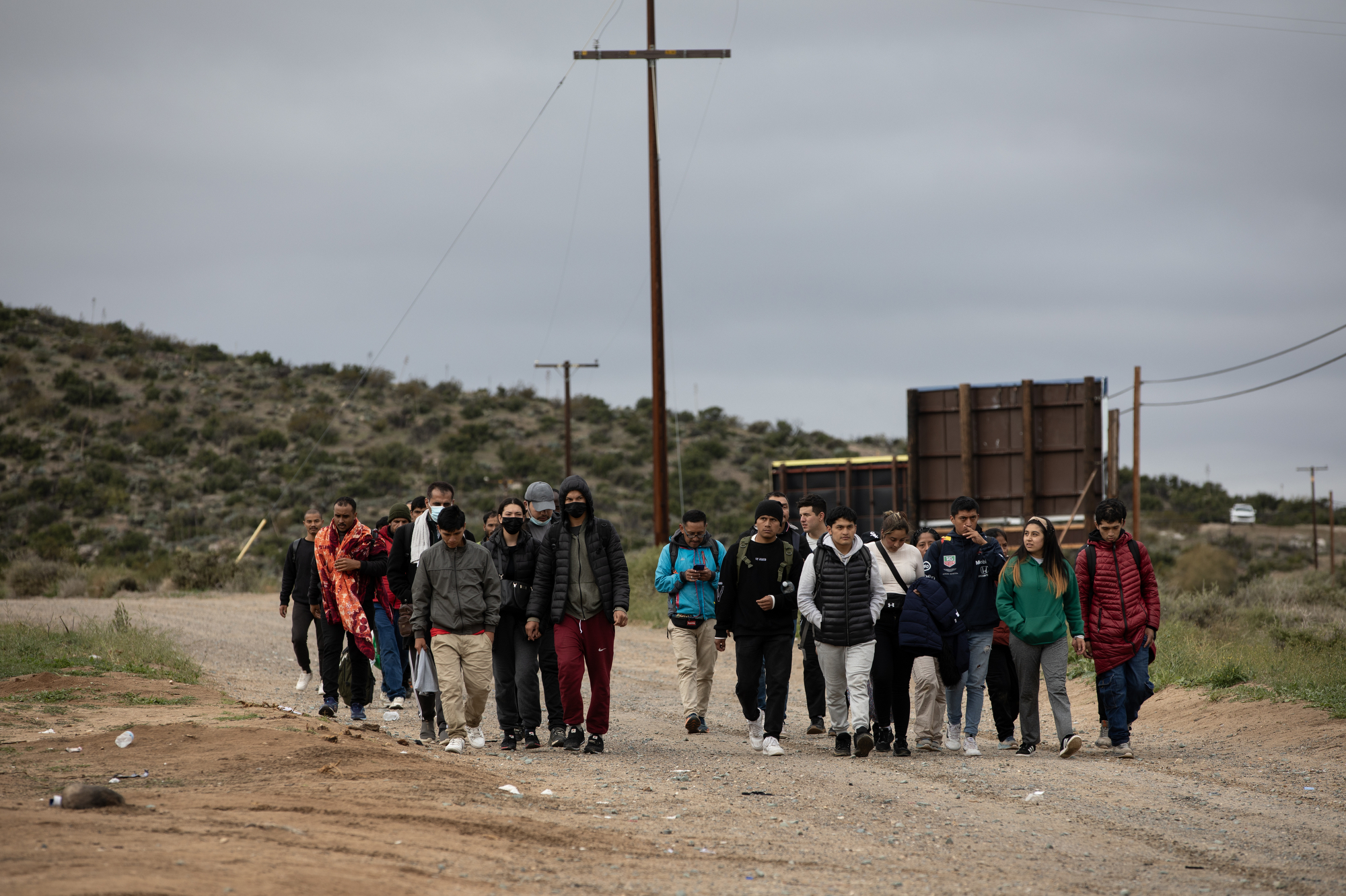 Michael Smolens: Democrats try to limit political damage from border migration - Vimarsana News