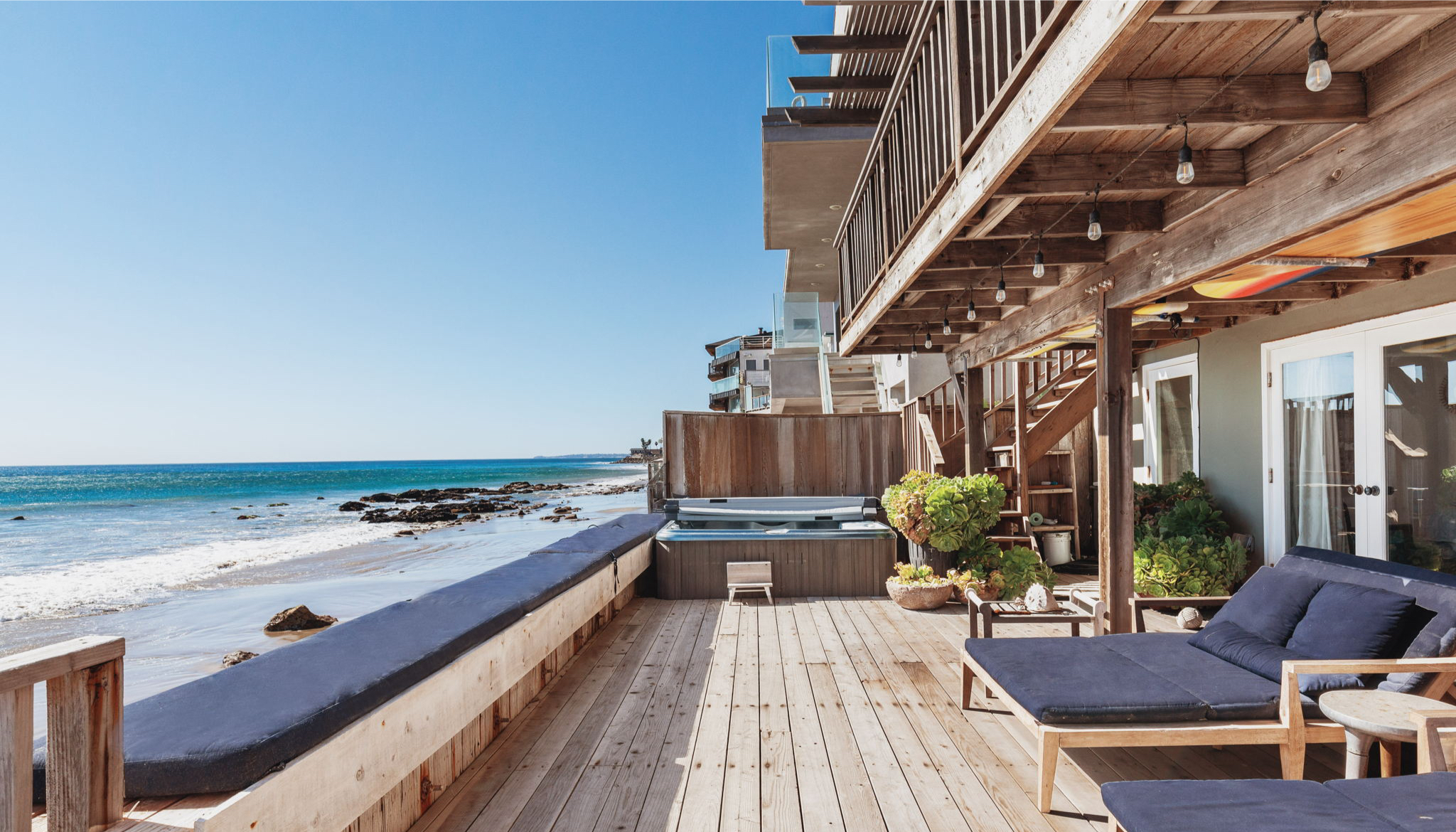 Finneas O'Connell sells a coastal cottage in Malibu for $5.66 million - Vimarsana News