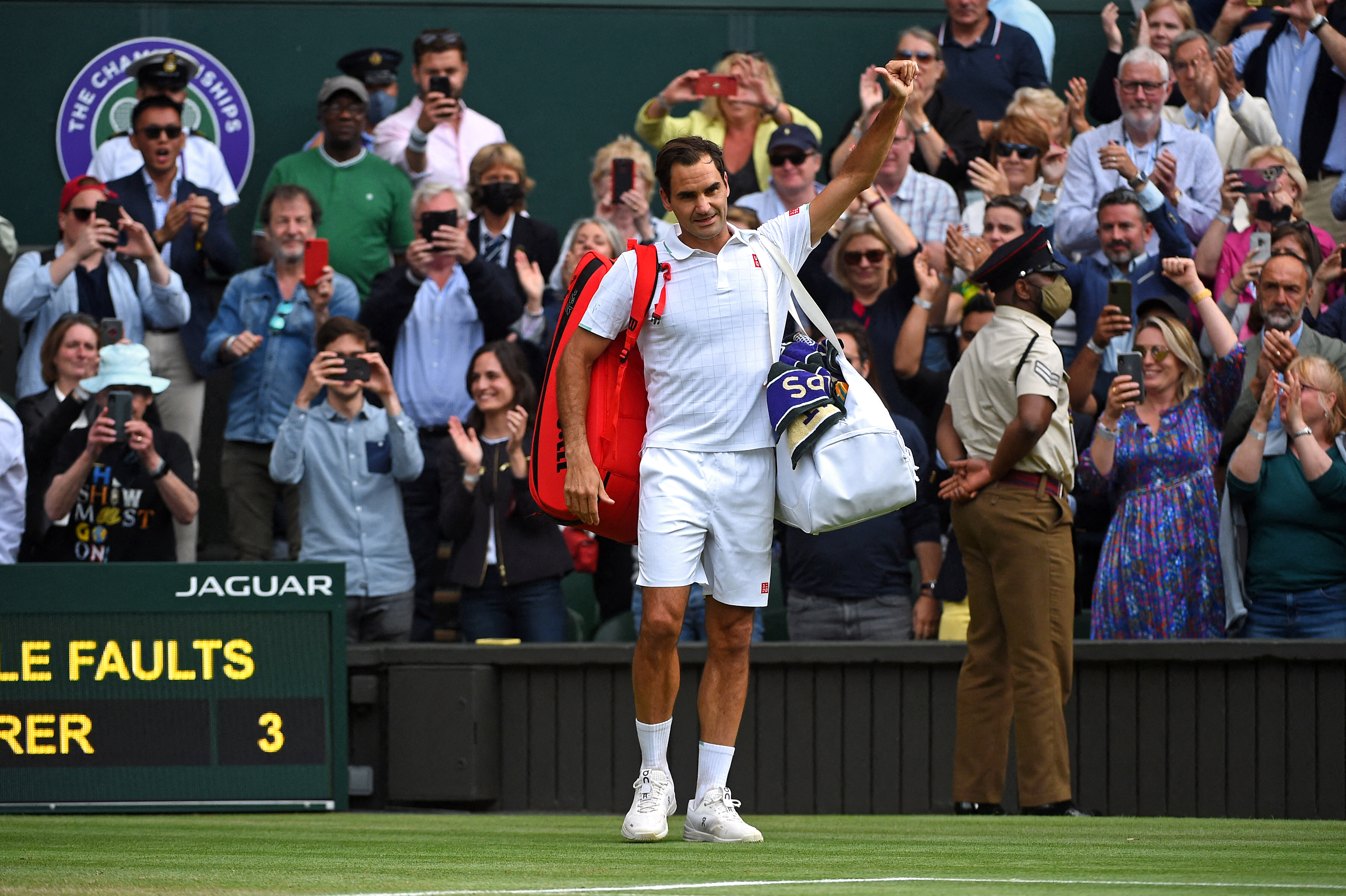 Review: Geoff Dyer's wise 'The Last Days of Roger Federer' - Vimarsana News