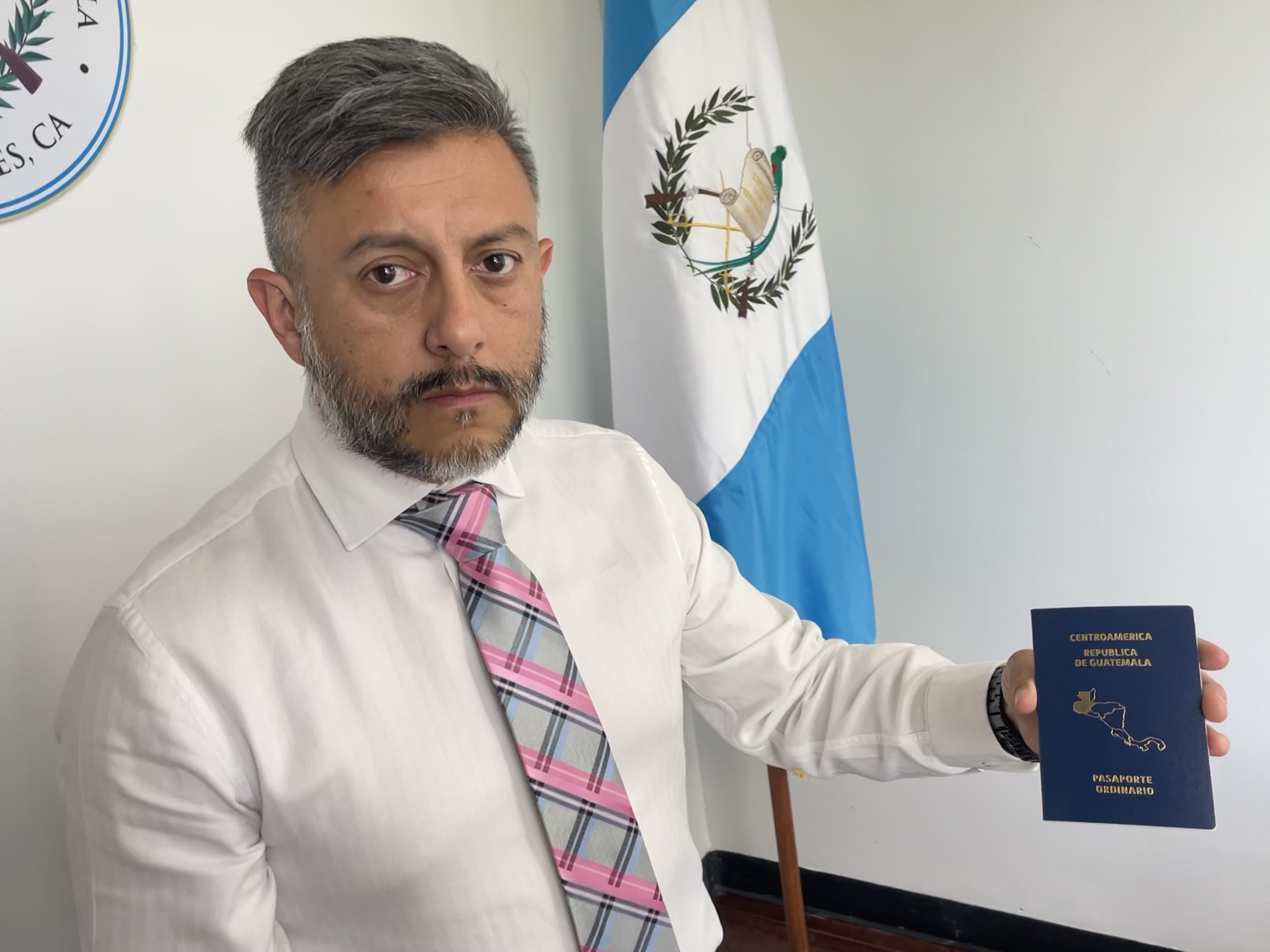 Many U.S. Guatemalans waiting for passports are 'doubly undocumented,' and angry - Vimarsana News