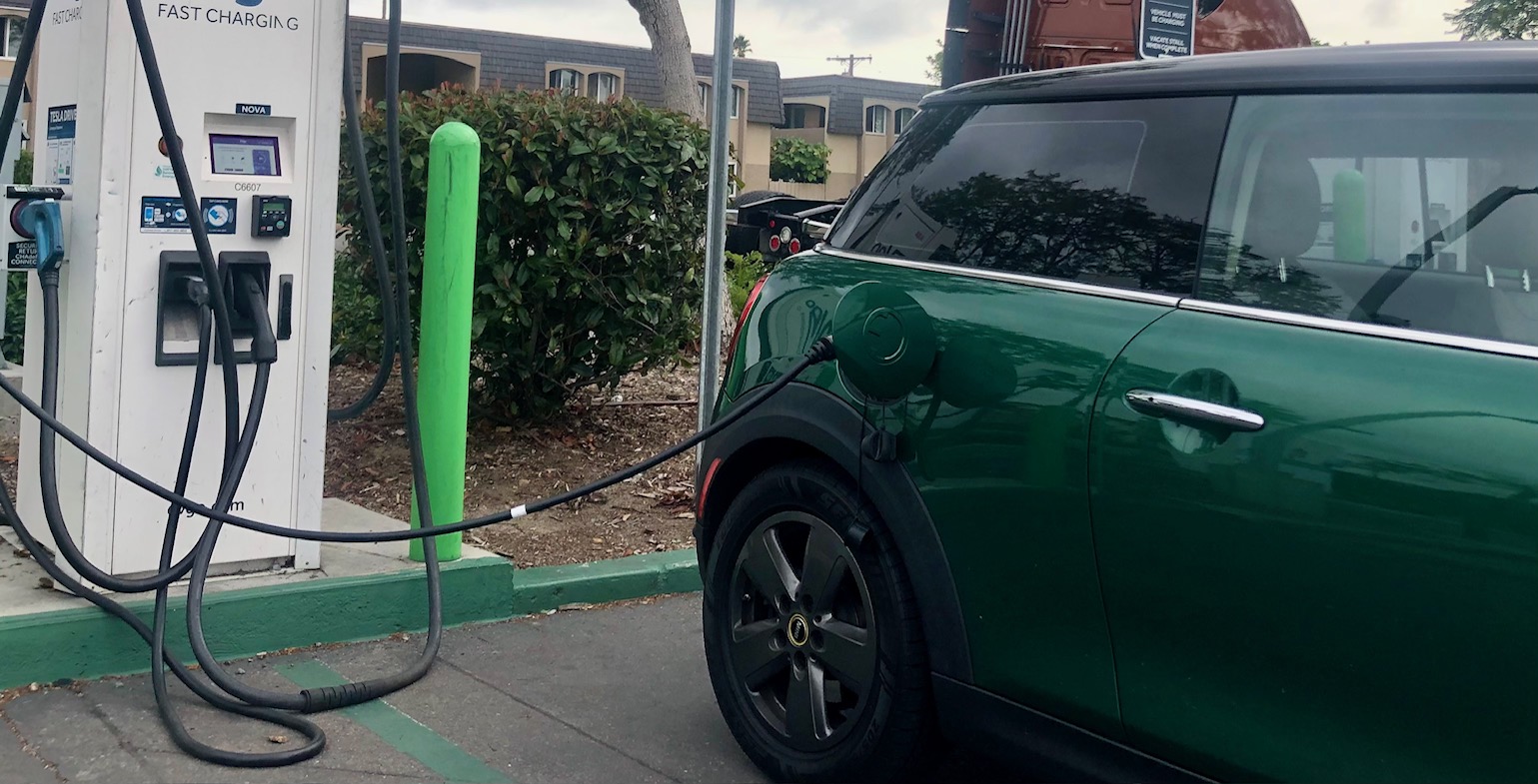 San Diego wants to build a sprawling electric vehicle charging network — but council members have questions - Vimarsana News