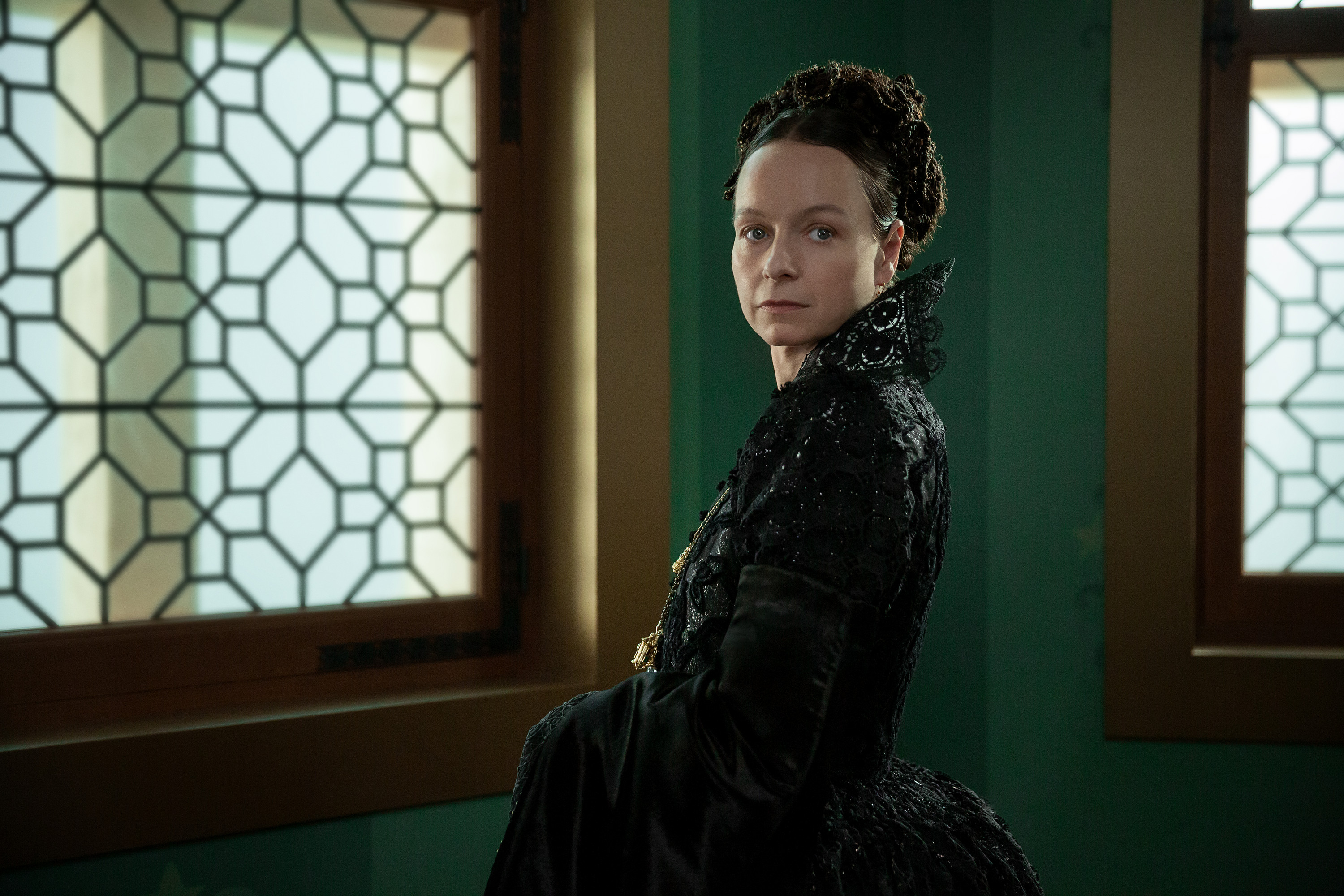 'Serpent Queen': Catherine de Medici drama is worth your time - Vimarsana News