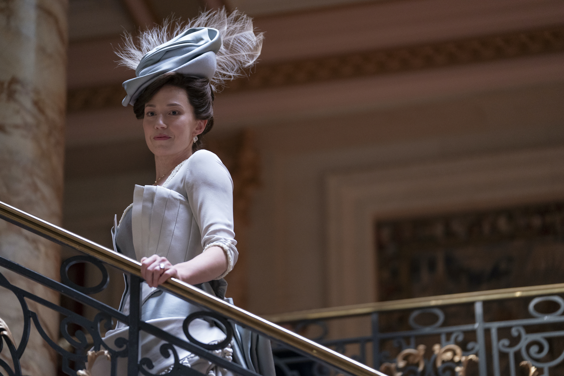 Column: In 'The Gilded Age,' HBO aims for 'Downton Abbey'-style riches but settles for small change - Vimarsana News