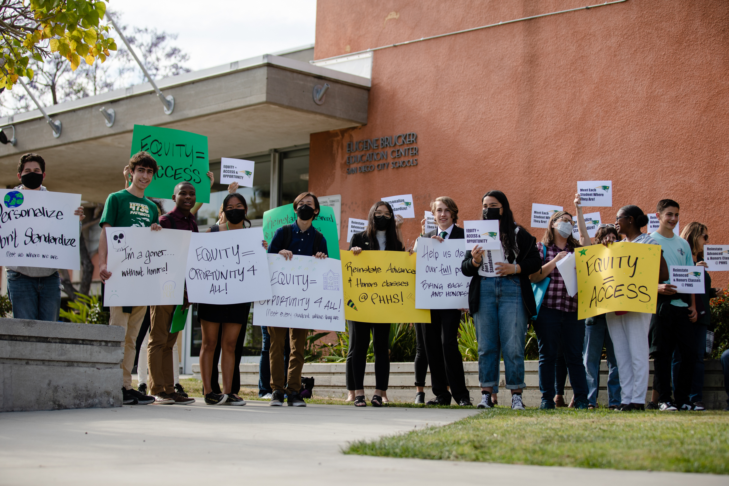 Despite reforms, San Diego Unified's gifted program is still divided by race, income - Vimarsana News