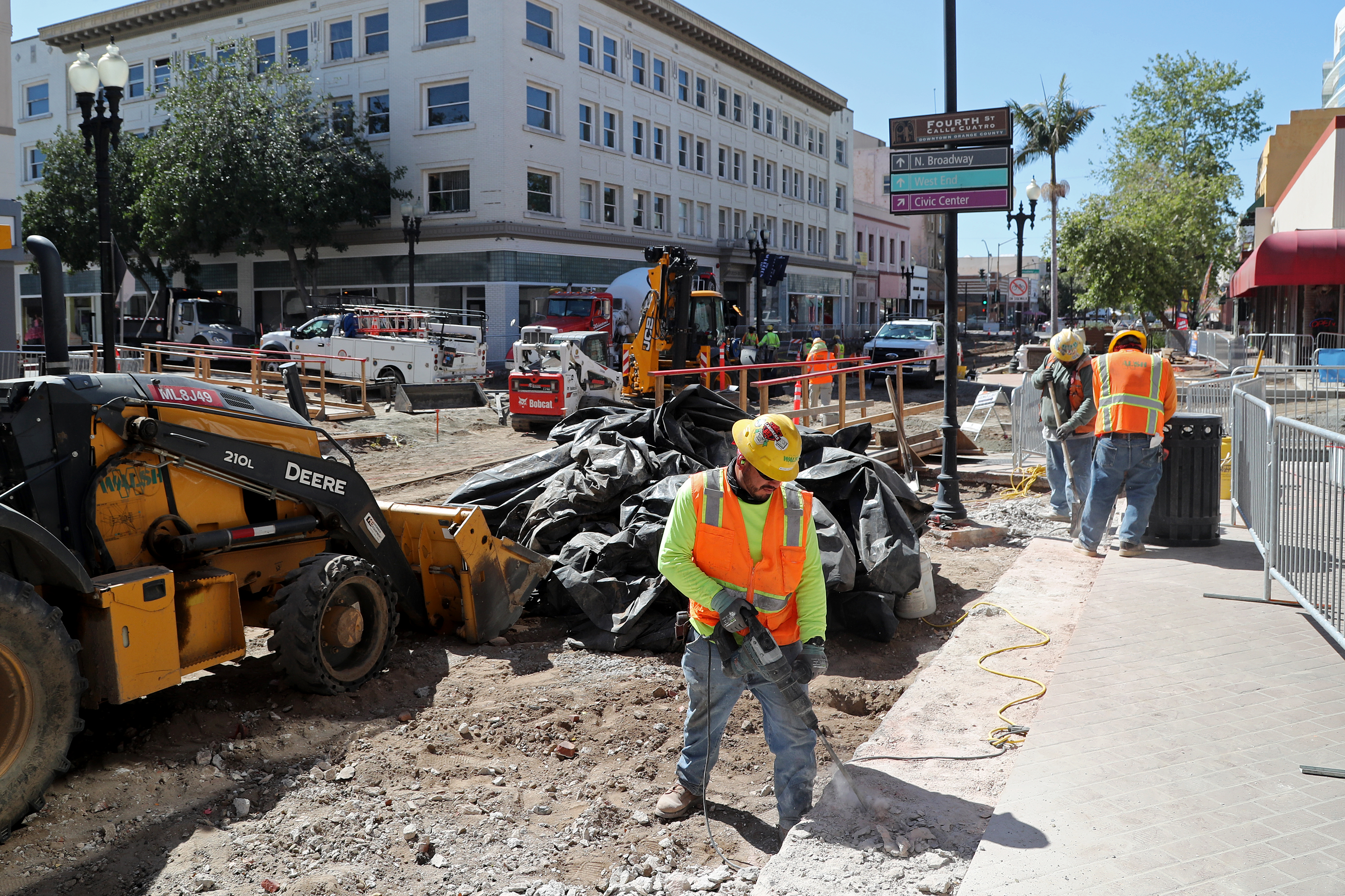 OC Streetcar contractor sues OCTA for $50 million, a move that could stall construction - Vimarsana News