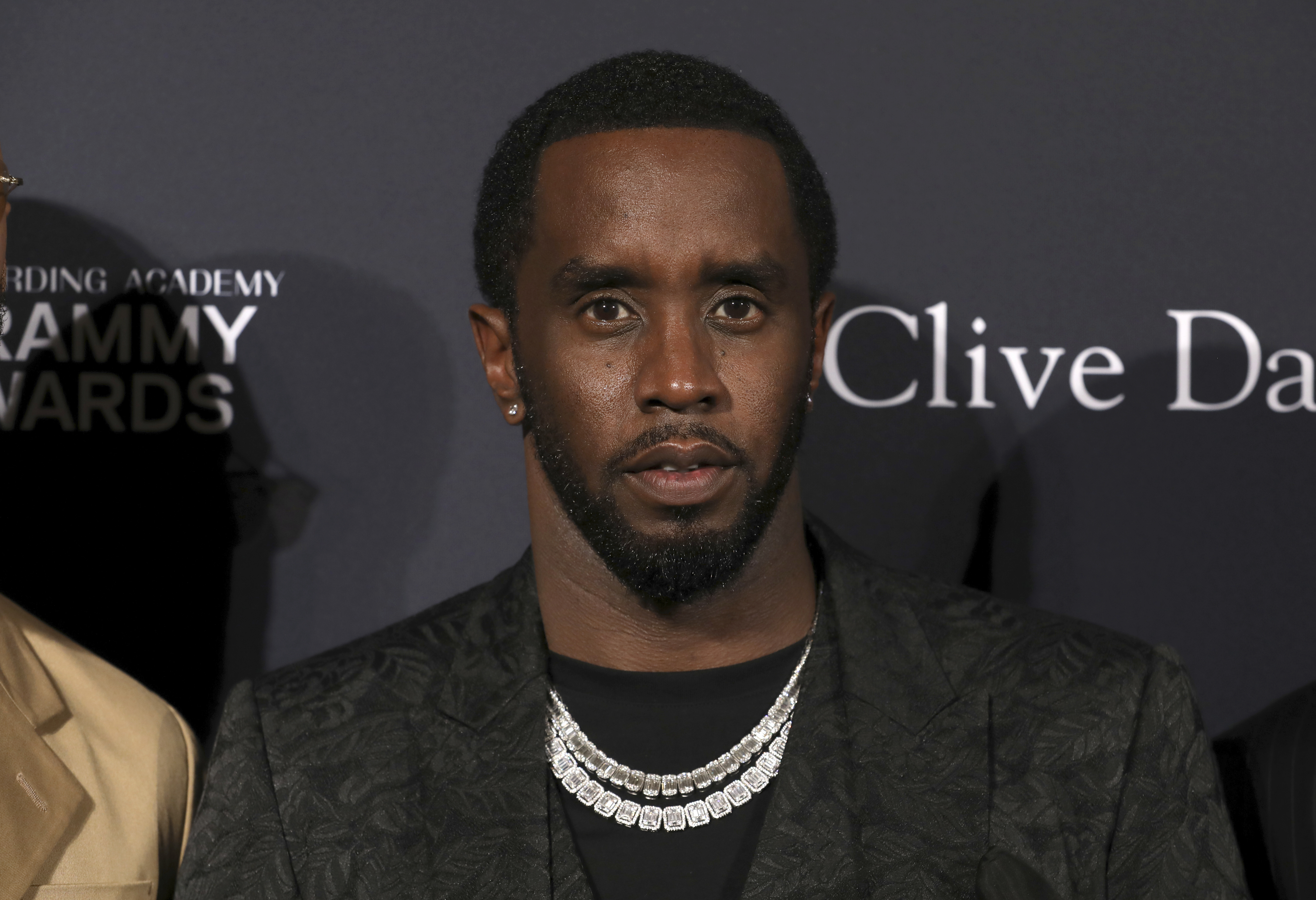 Sean 'Diddy' Combs' lawyers are desperate to get him out of notorious Brooklyn jail