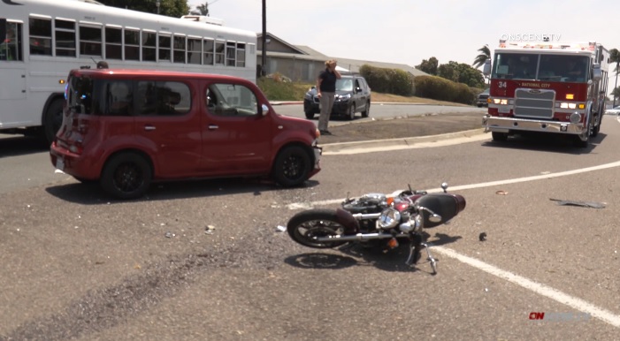 Motorcyclist struck, injured near I-5 entrance in Shelltown - Vimarsana News