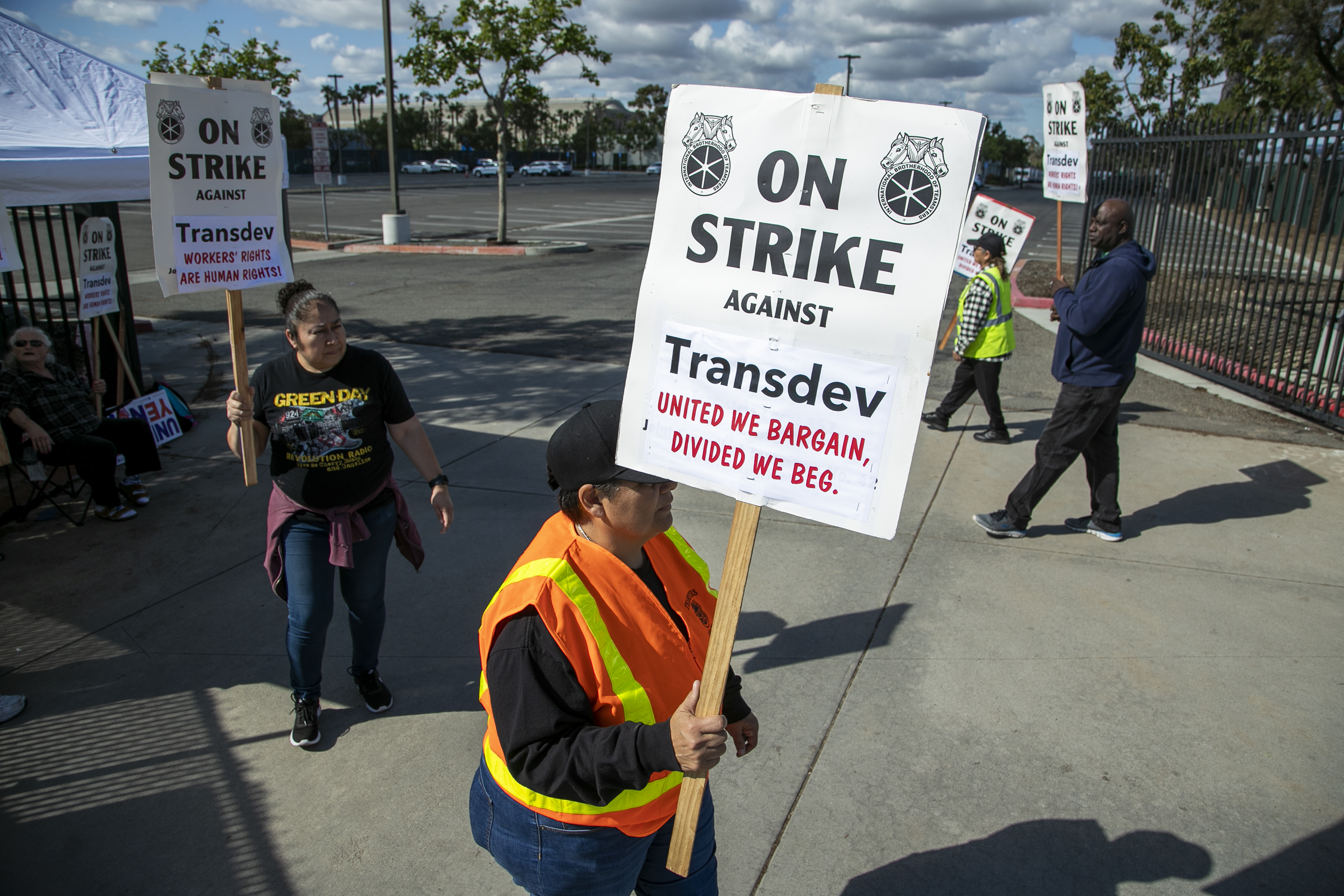OCTA paratransit drivers on strike, citing stalled contact talks with third-party employer - Vimarsana News