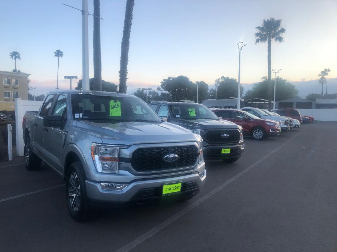 California formally adopts ban on sales of all gasoline-powered cars and trucks by 2035 - Vimarsana News