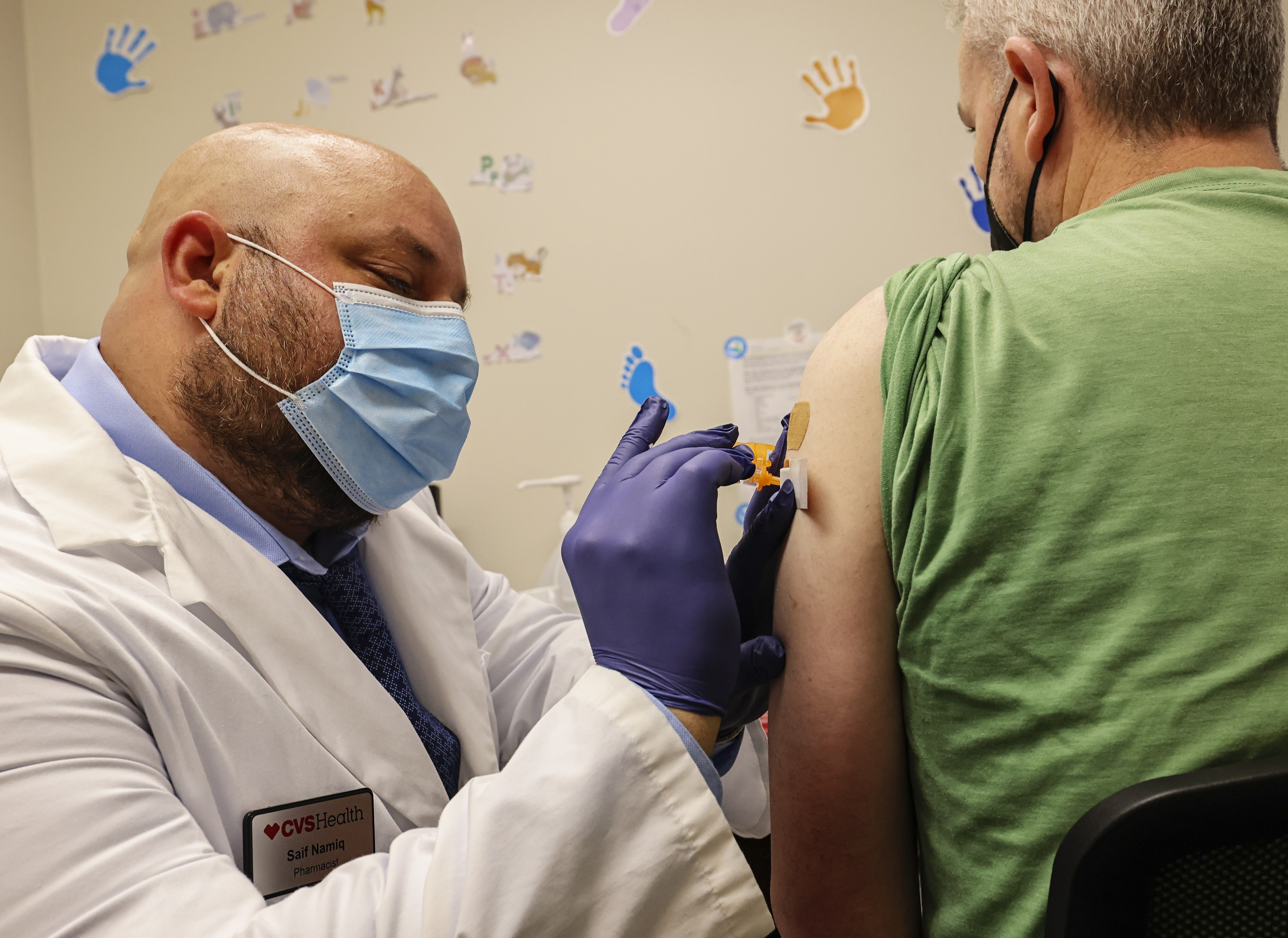 The flu's early. Why aren't more folks getting vaccinated? - Vimarsana News