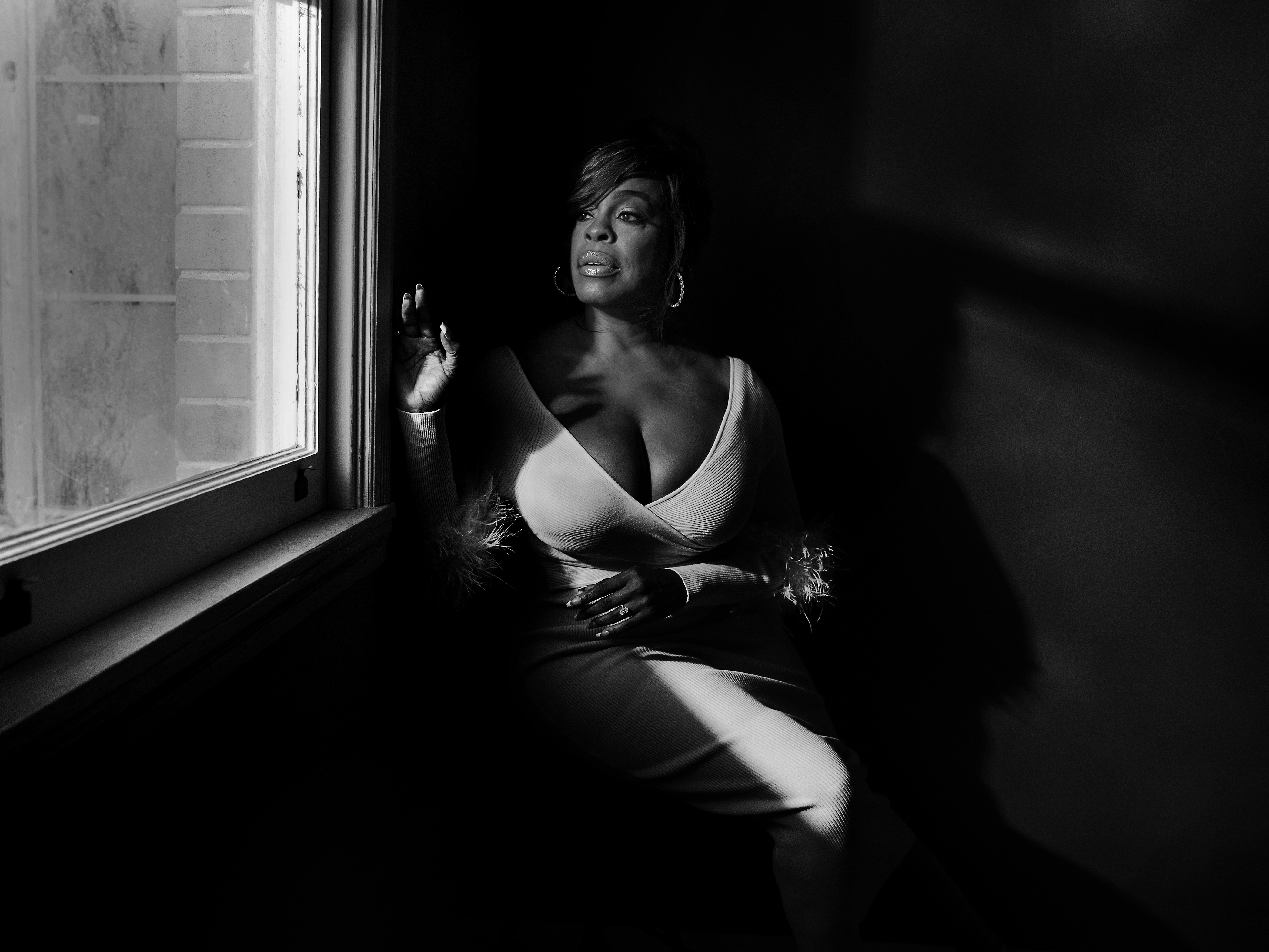 Niecy Nash-Betts busts out of her comedy lane -- take that, critics - Vimarsana News