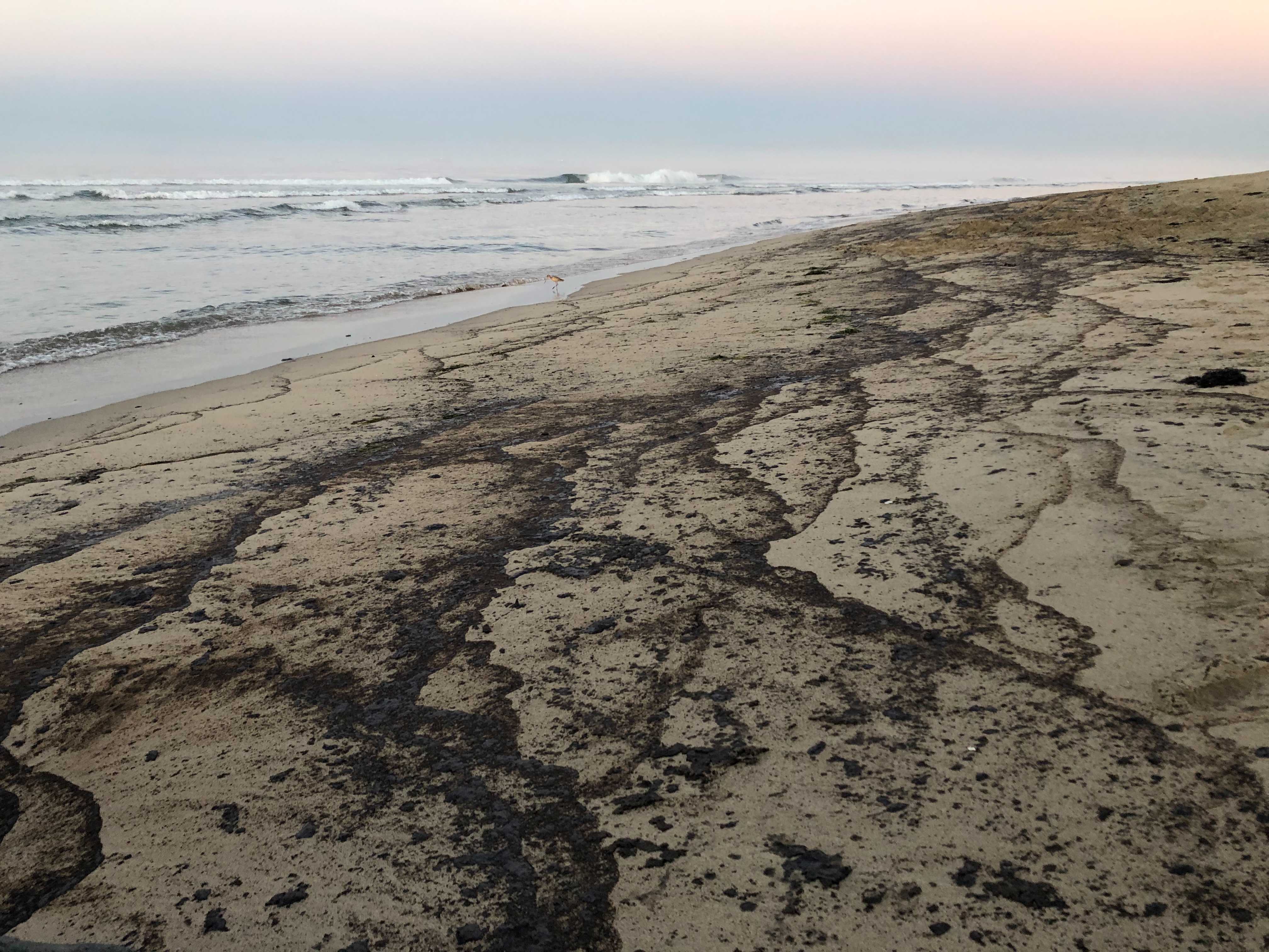 What caused the massive oil spill off Huntington Beach? Here is what we know - Vimarsana News
