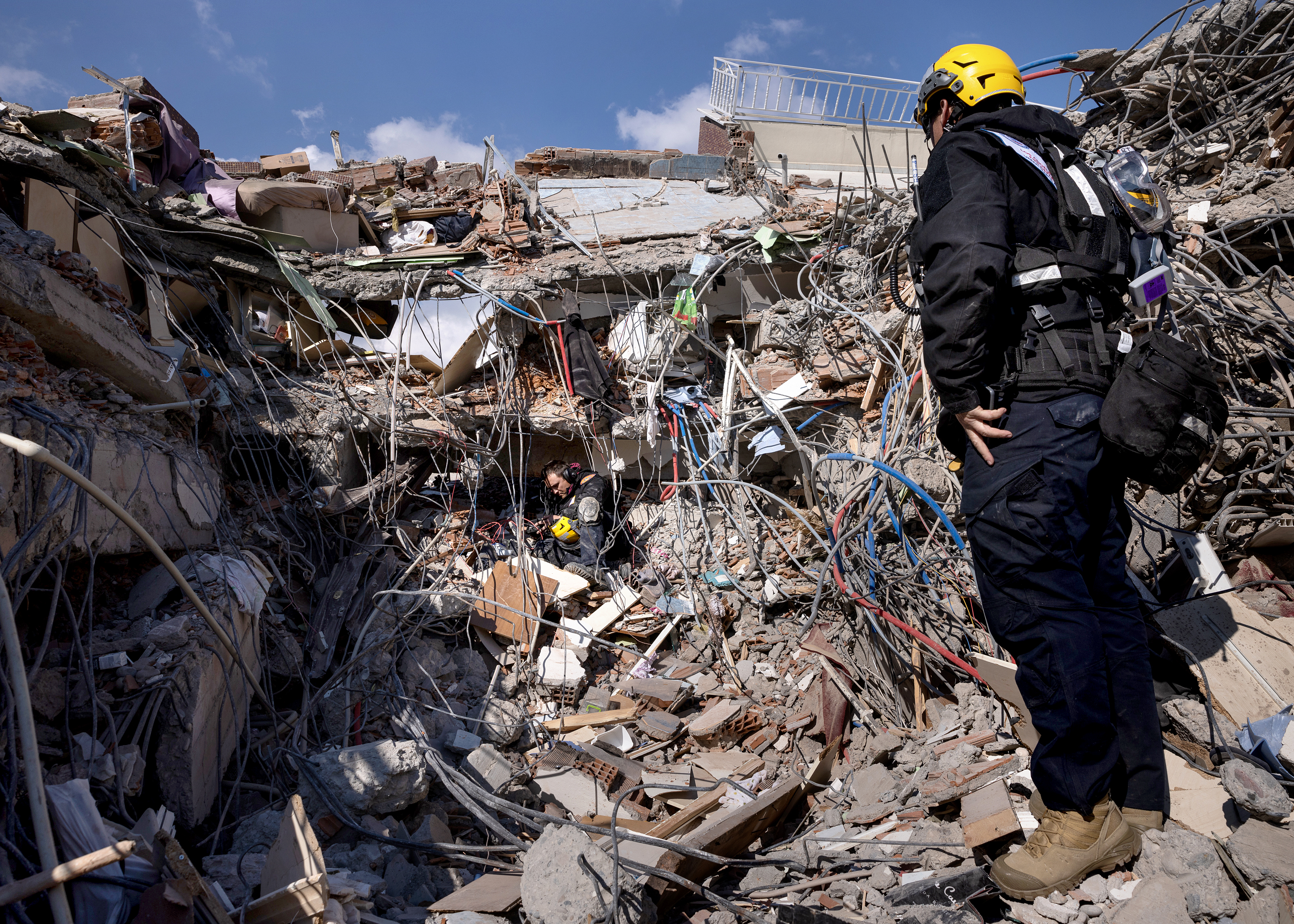 Los Angeles search and rescue team returns from Turkey following earthquake - Vimarsana News