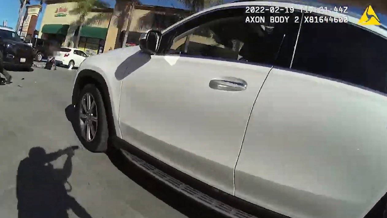 'Why 13 times?' Family of San Diego man fatally shot as he fled sheriff's deputies seeks answers - Vimarsana News