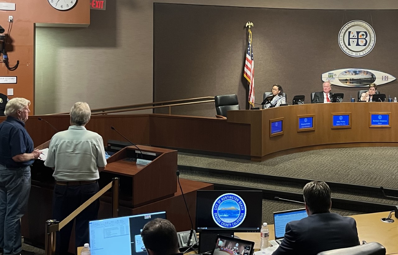 Edwards Hill community takes center stage in Huntington Beach housing fight - Vimarsana News