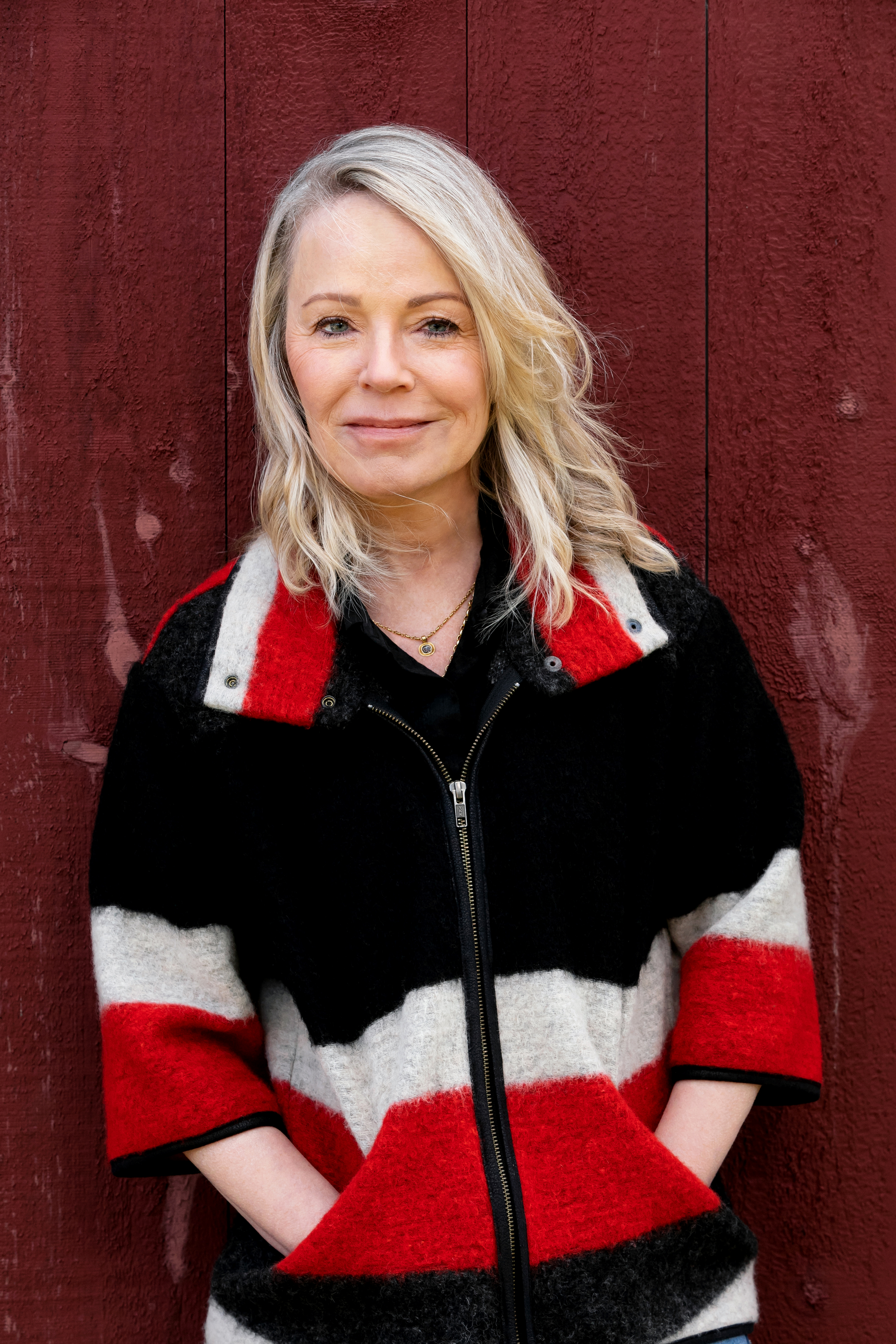 How Dani Shapiro came back to fiction with 'Singal Fires' - Vimarsana News