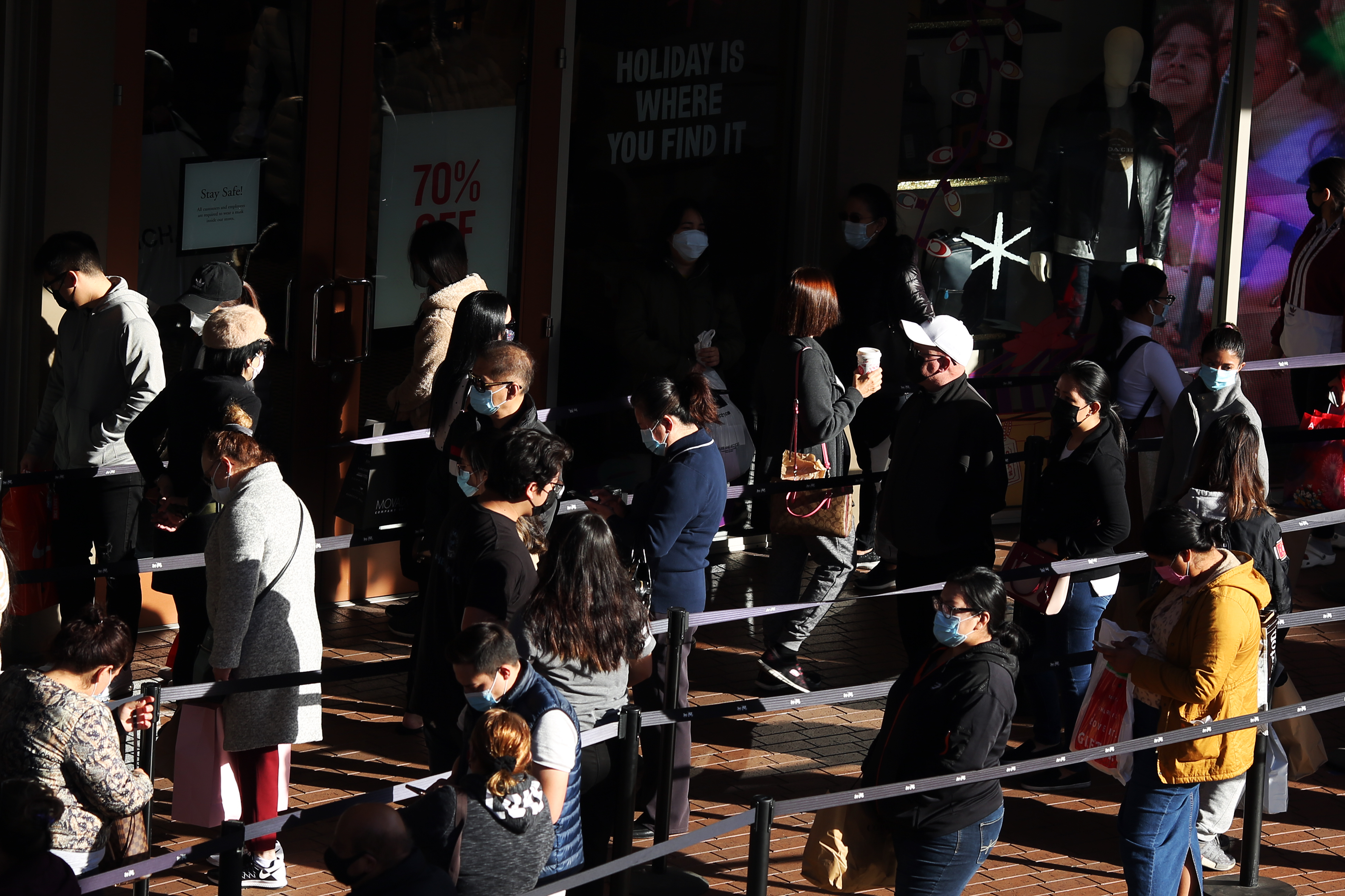 Black Friday 2020 lures some shoppers, despite the pandemic - Vimarsana News