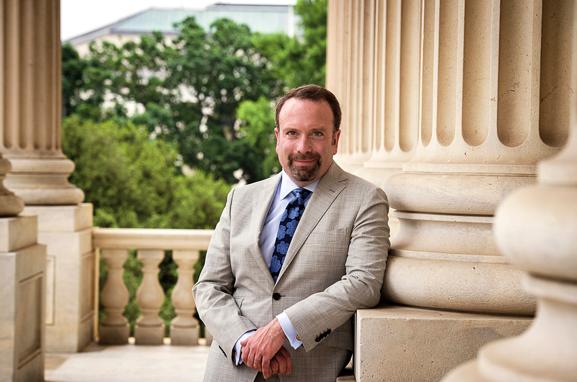 Dana Milbank on GOP, Jan. 6, his book 'The Deconstructionists' - Vimarsana News