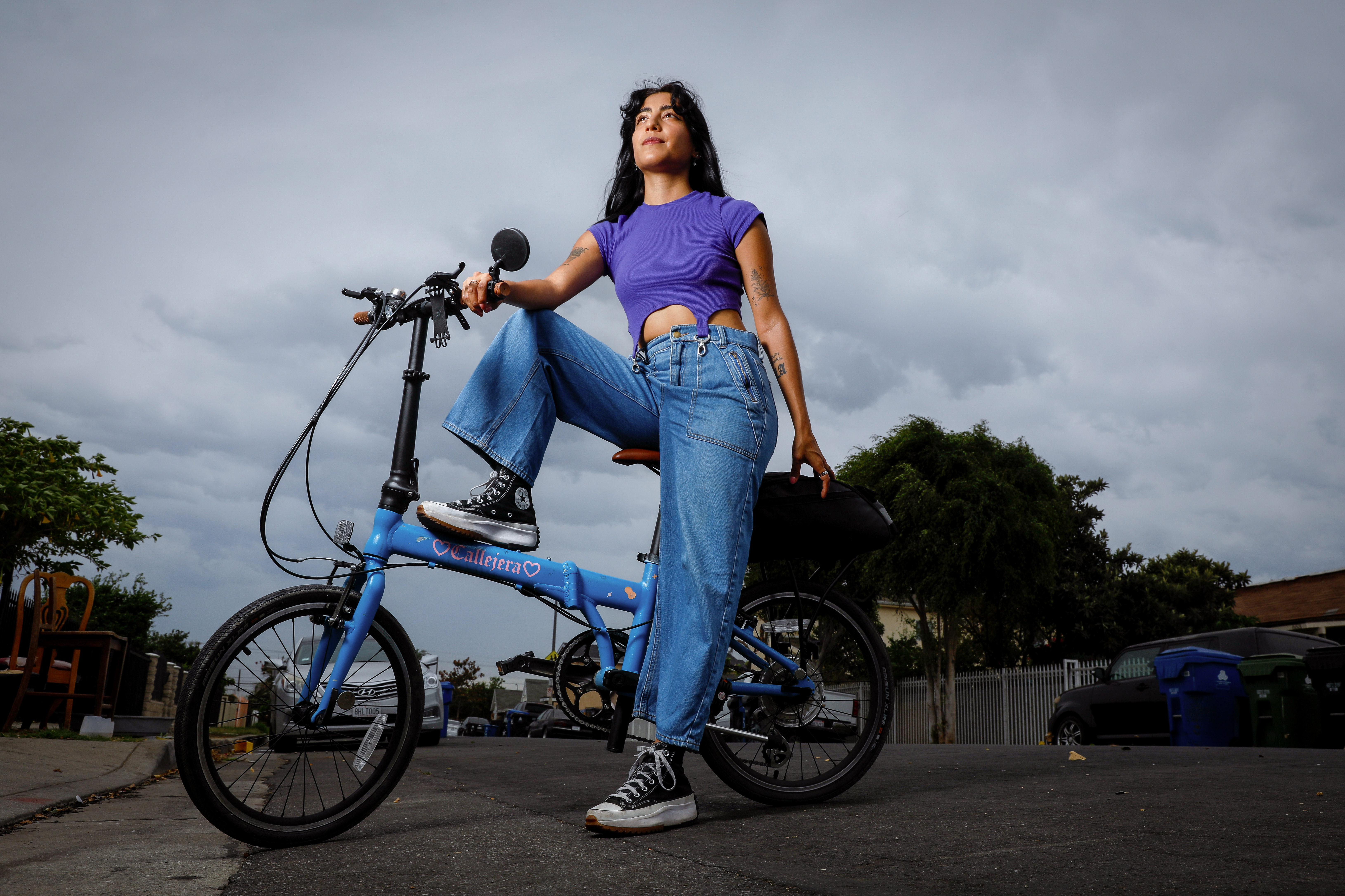 @Miche1ada shows the world how to bike in South L.A. on TikTok - Vimarsana News