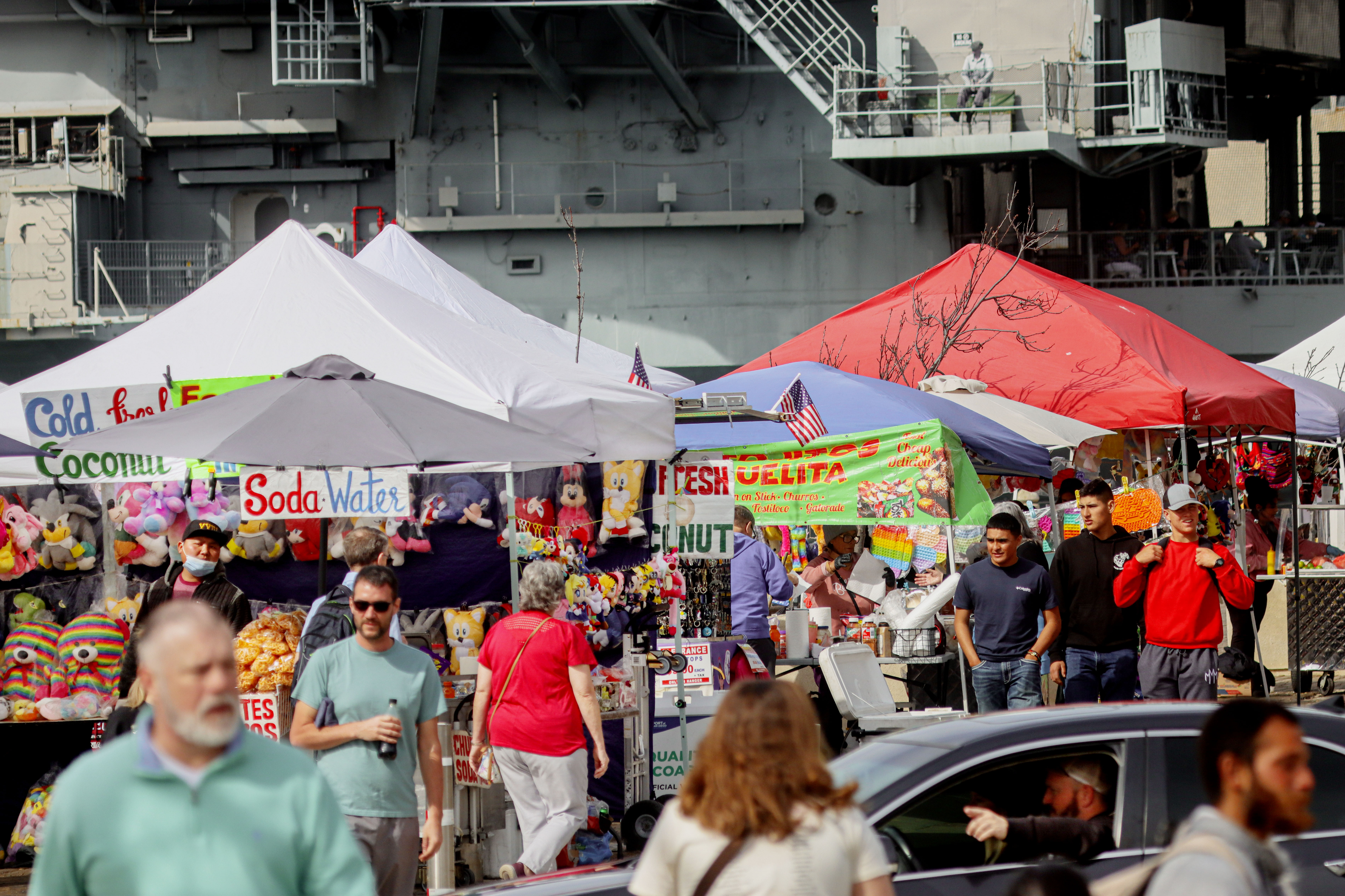 The free-for-all along San Diego Bay: New rules for street vendors aim to end chaos on the waterfront - Vimarsana News