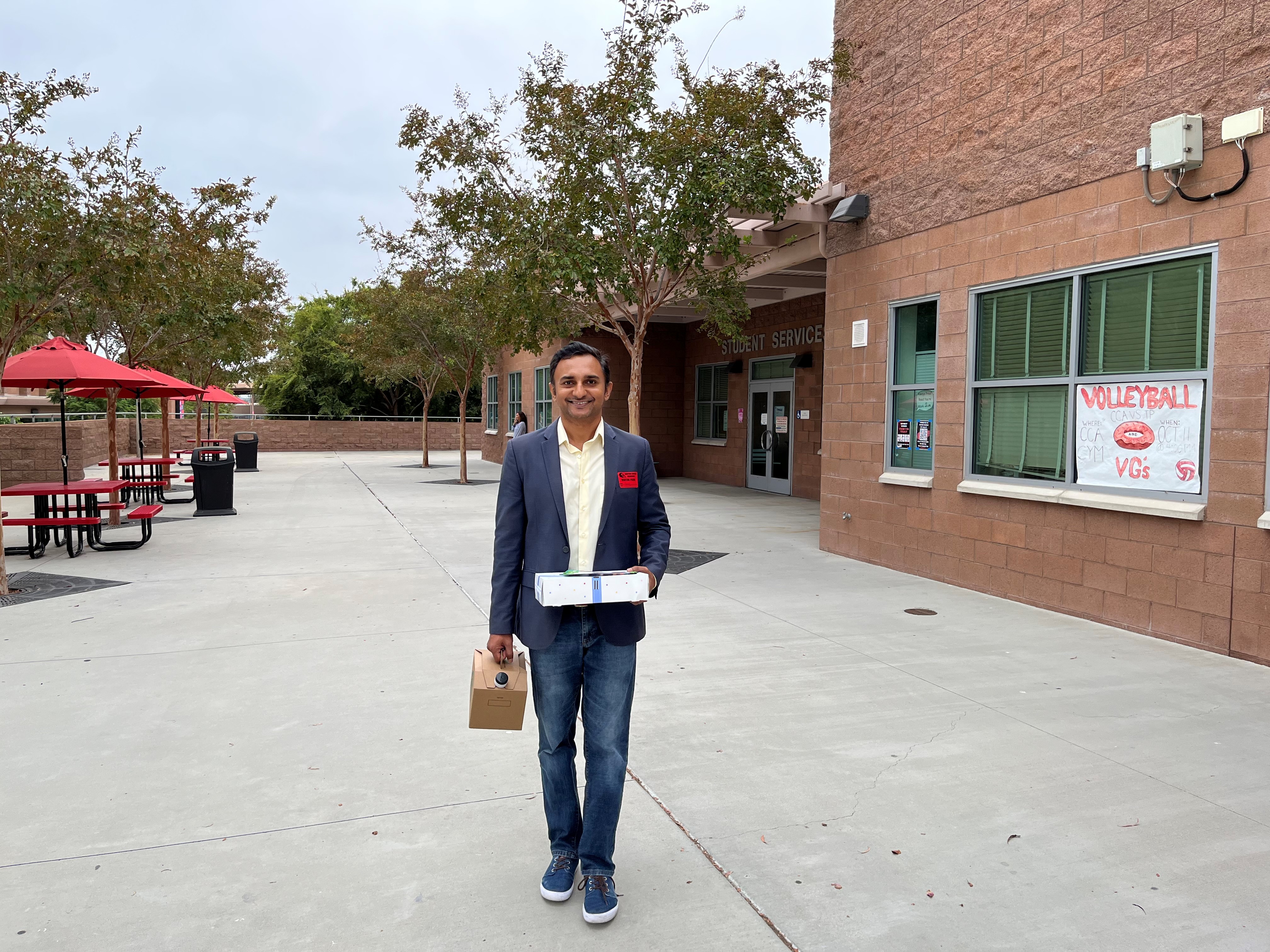 Tutoring center delivers breakfast to local teachers - Vimarsana News