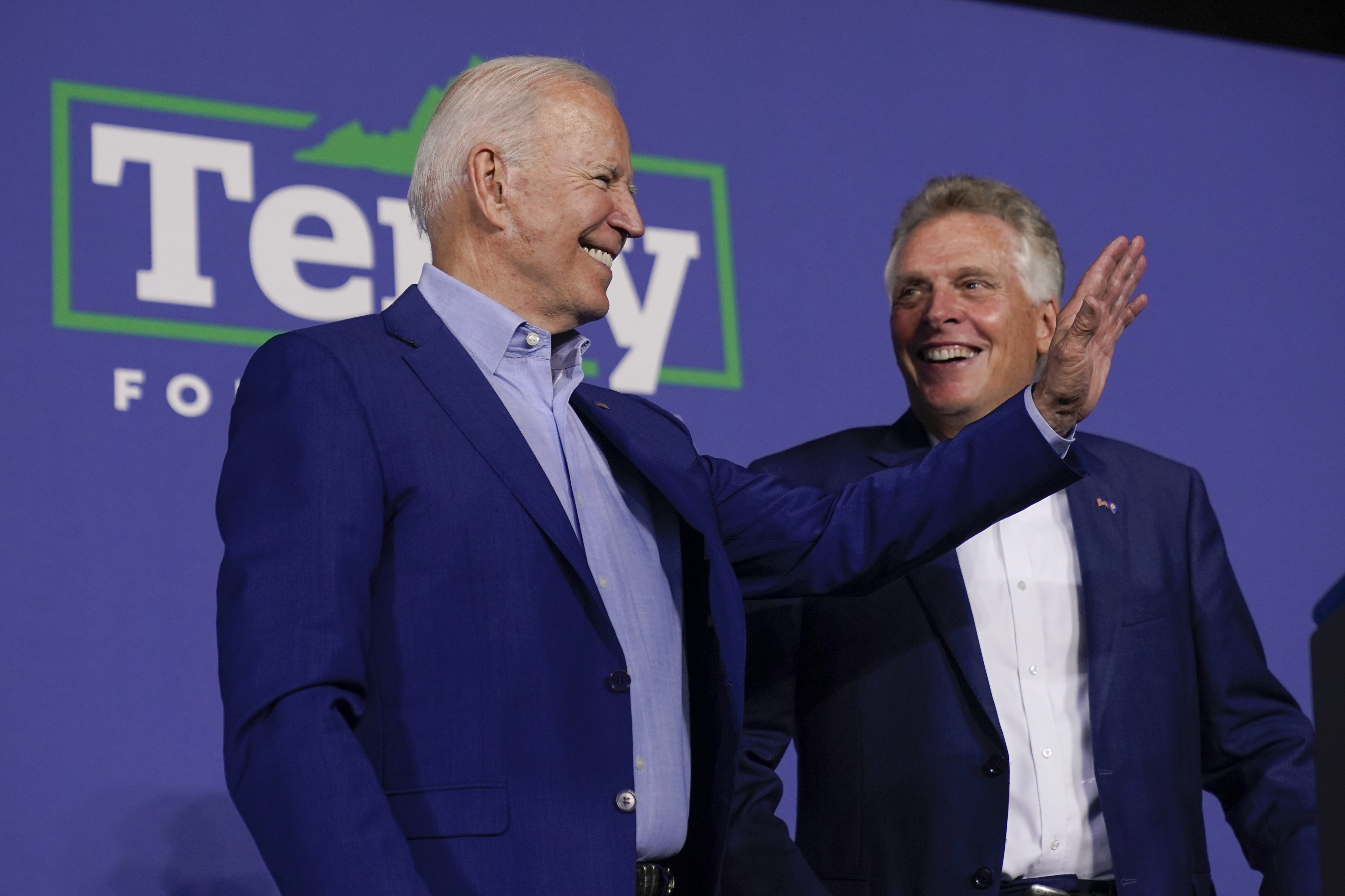 Biden's extended summer slump imperils Democrats - Vimarsana News