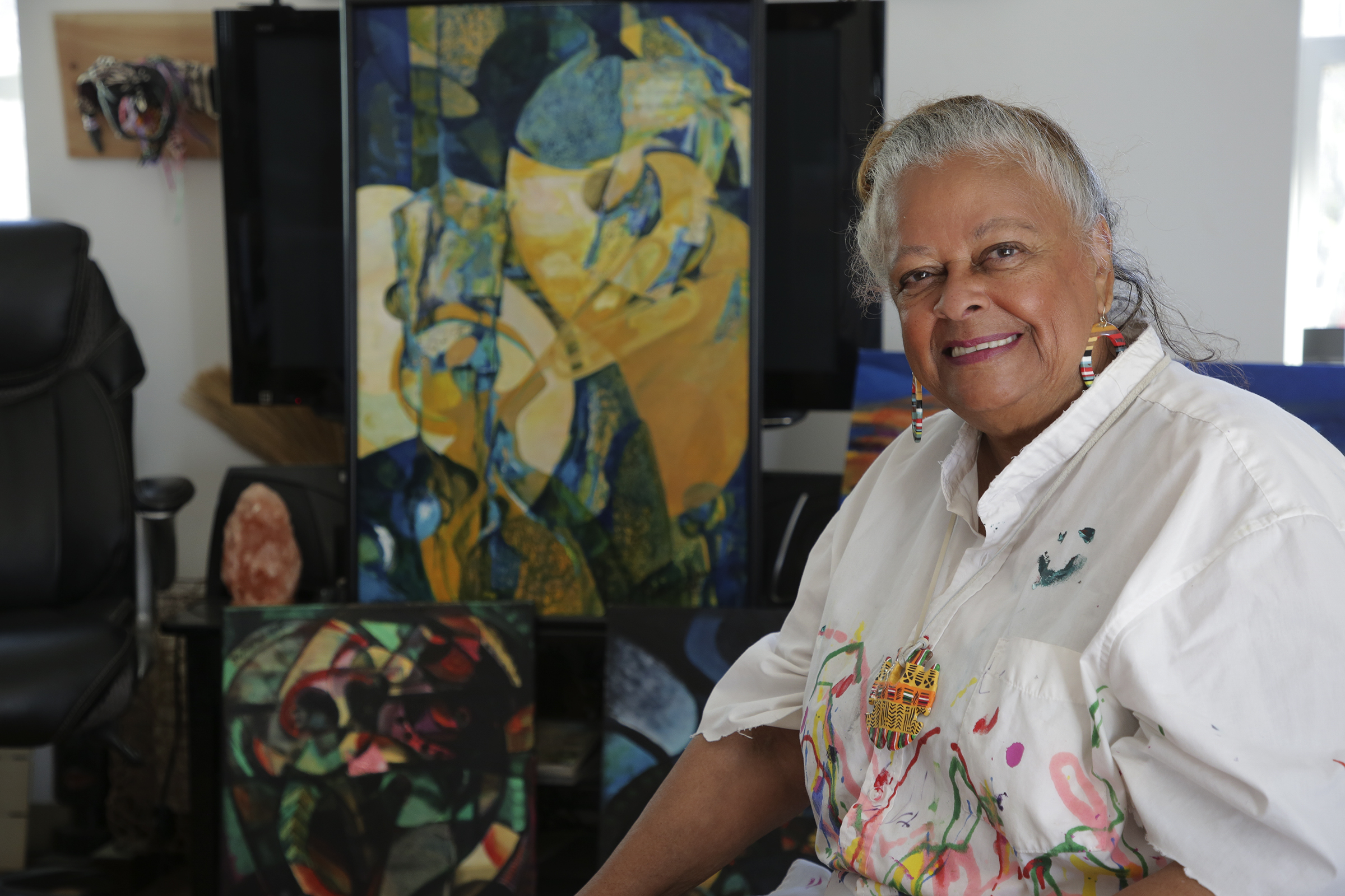 Meet artist Jean Cornwell-Wheat: Art is 'part of my life, it's my life blood' - Vimarsana News