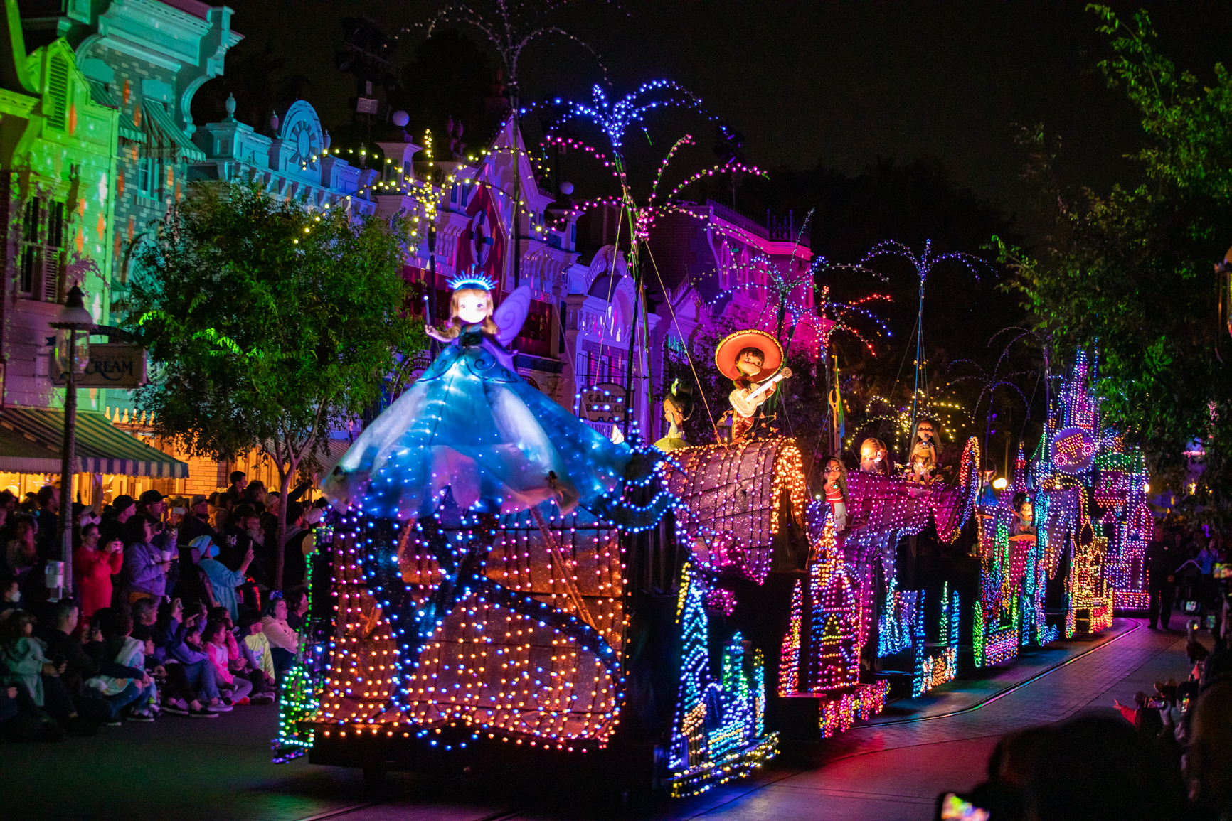 Disney parks boss on diversity and preventing division - Vimarsana News