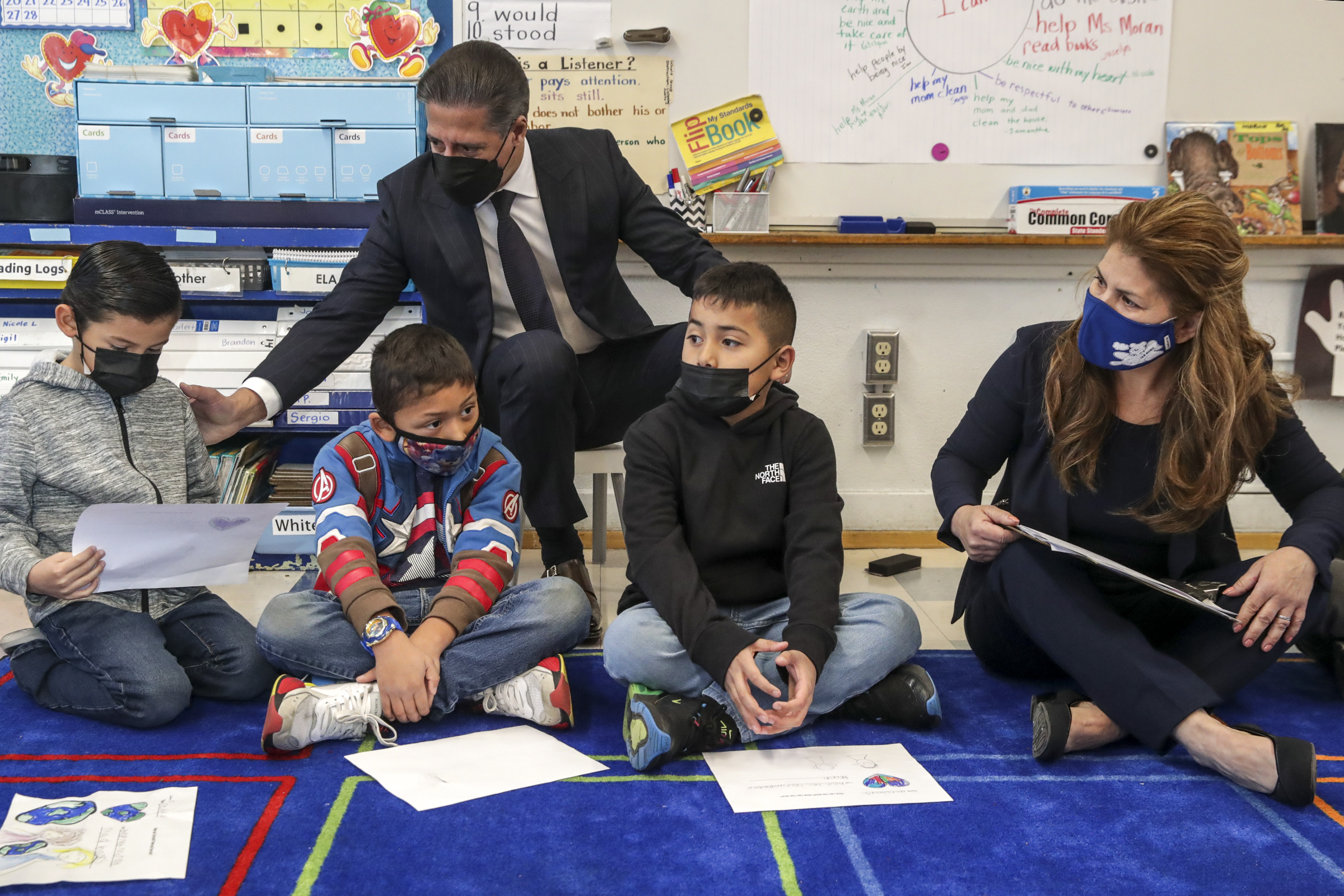 Schools go mask optional in most of L.A. County - Vimarsana News