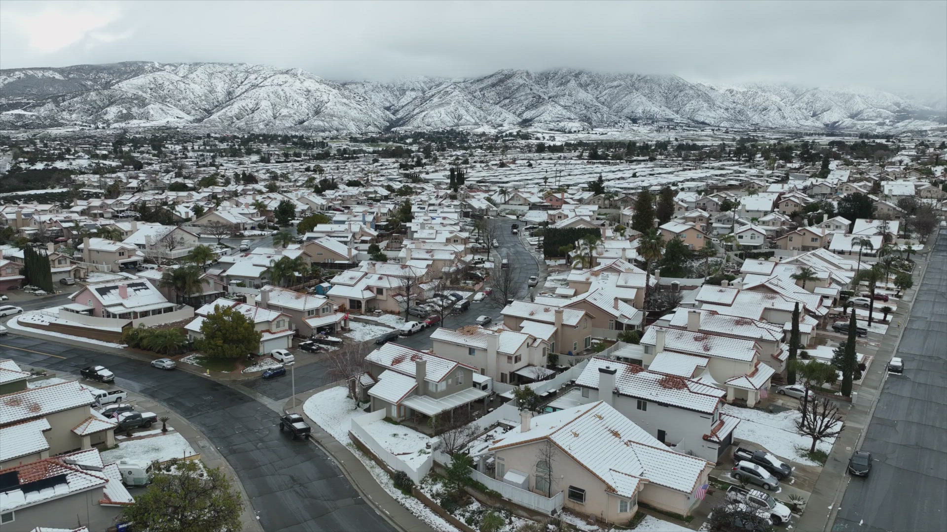 Photos: Storm moving into SoCal: 'We're getting the full brunt' - The San Diego Union-Tribune - Vimarsana News