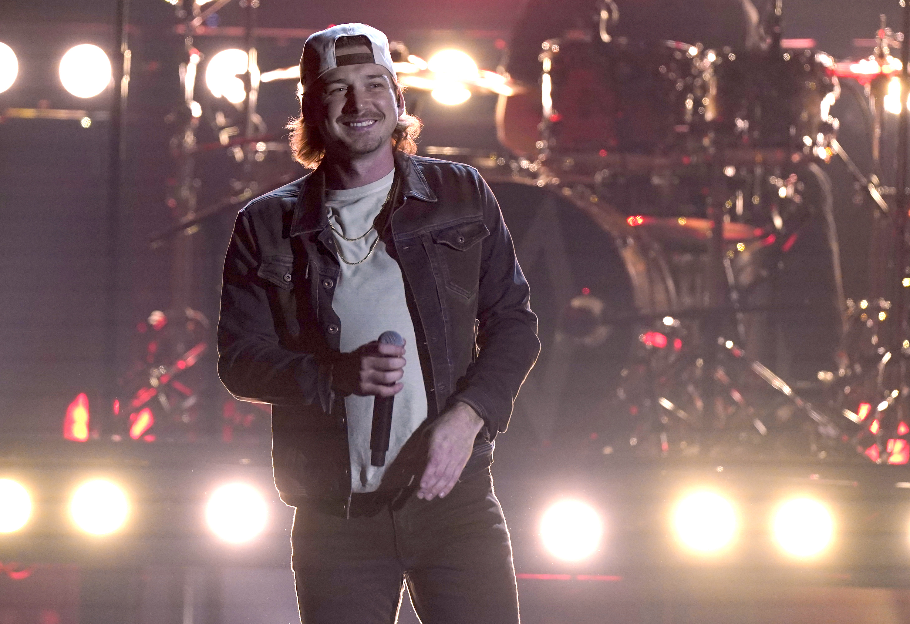 Morgan Wallen returns to stage in Florida after vocal rest - Vimarsana News