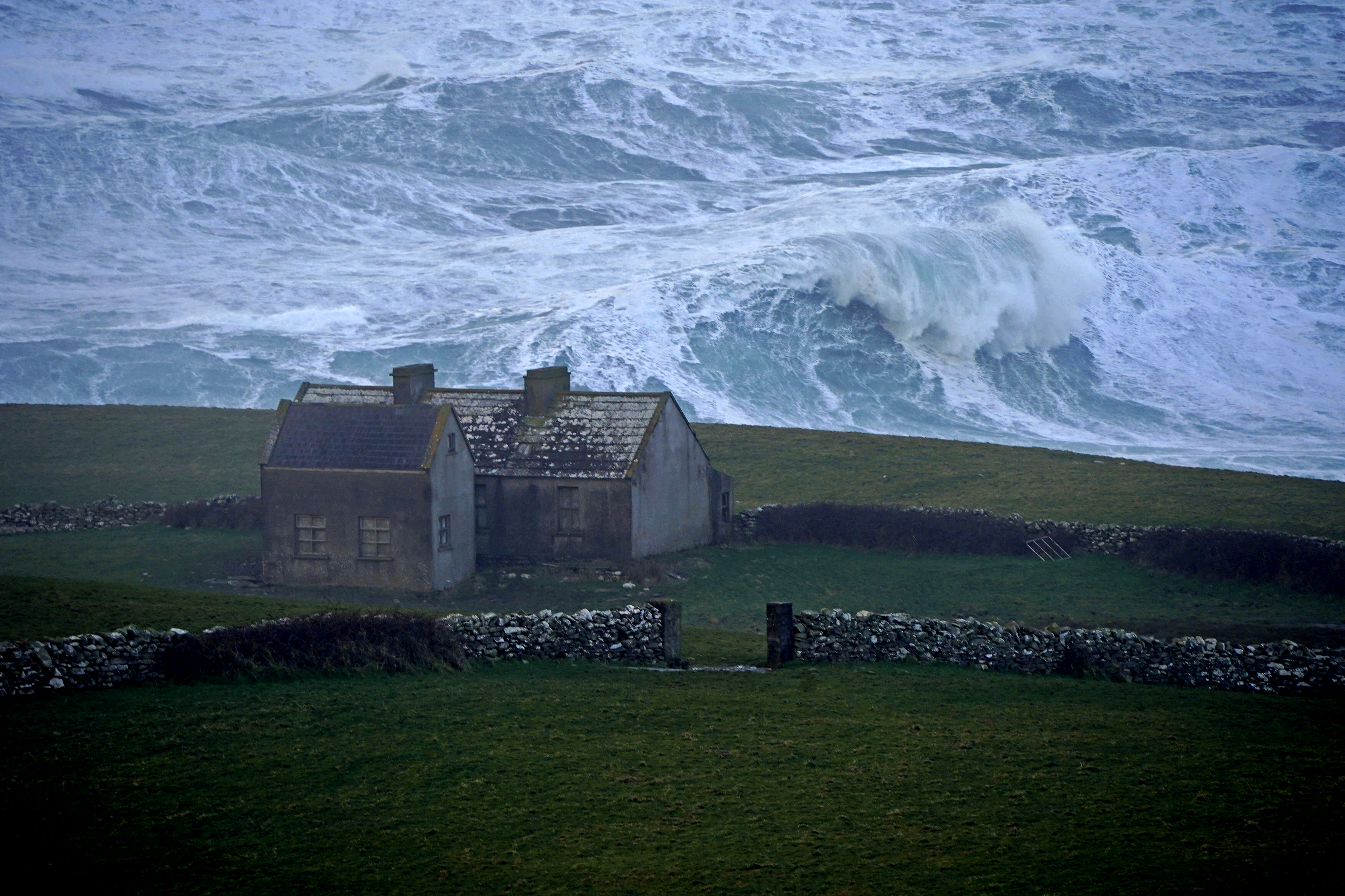 Review: Young Irish writer Colin Barrett's 'Homesickness' - Vimarsana News