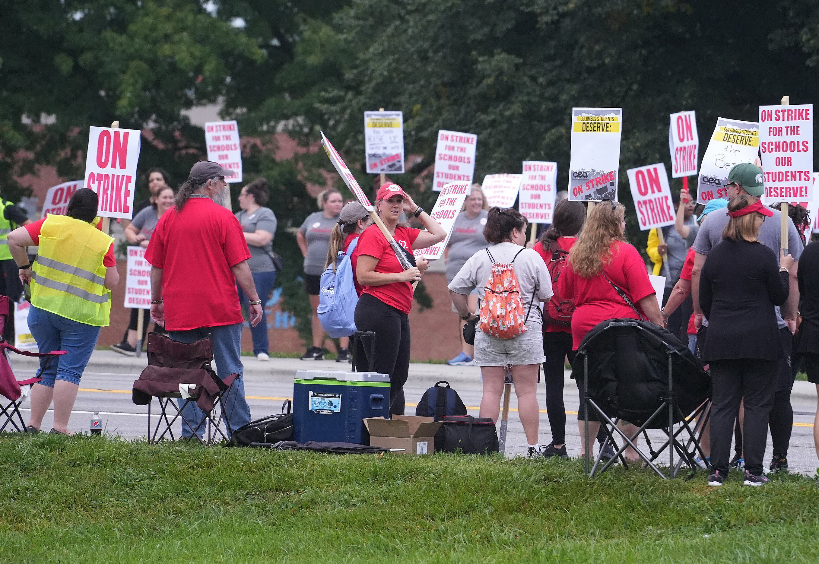 Essential Politics: A back-to-school test of teacher unions' power in Ohio - Vimarsana News