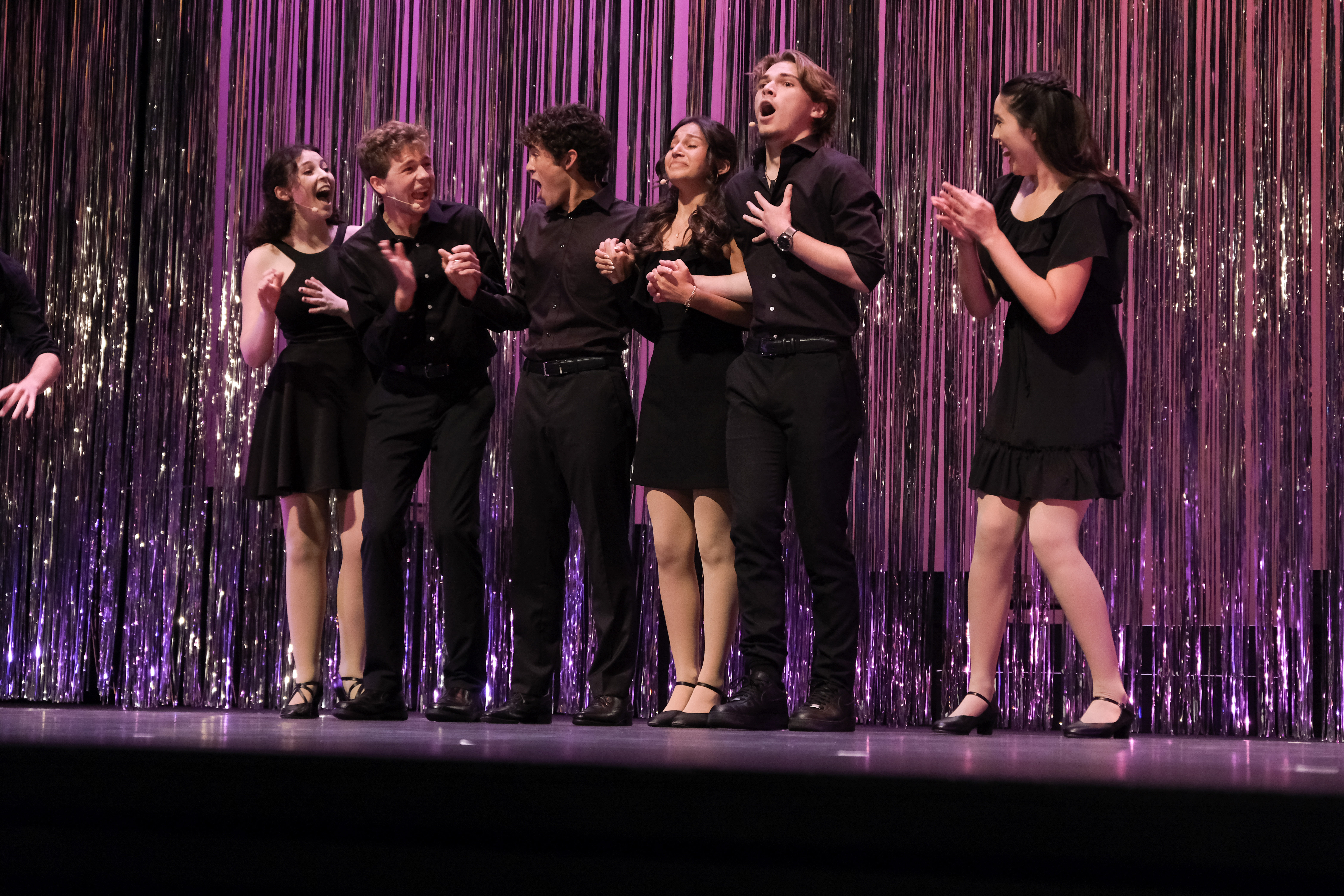 Theater Notebook: Two high school teens headed to New York from Broadway San Diego awards - Vimarsana News