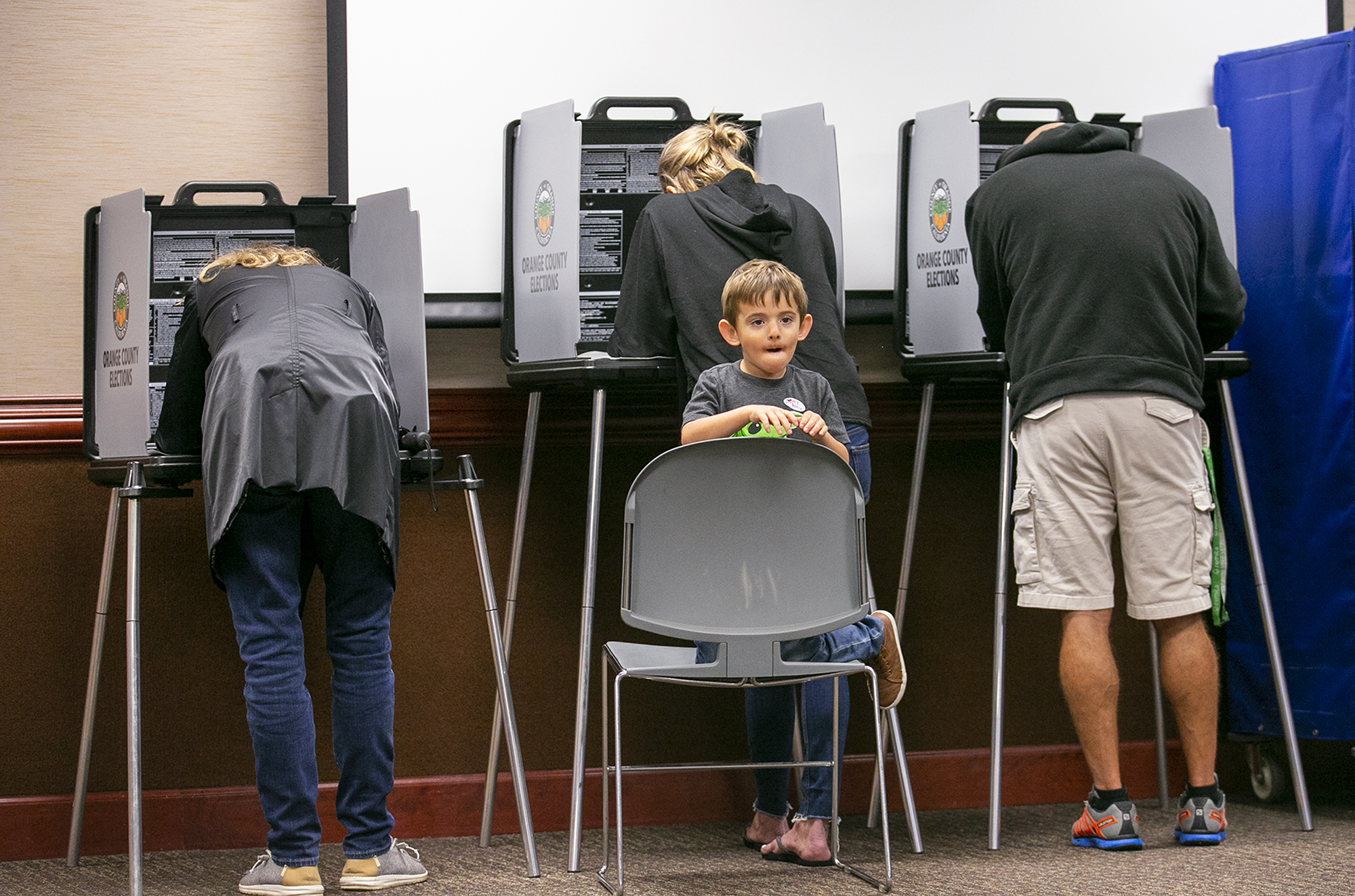 Election 2022: Coastal O.C. voters weigh in on competitive city races, ballot measures - Vimarsana News