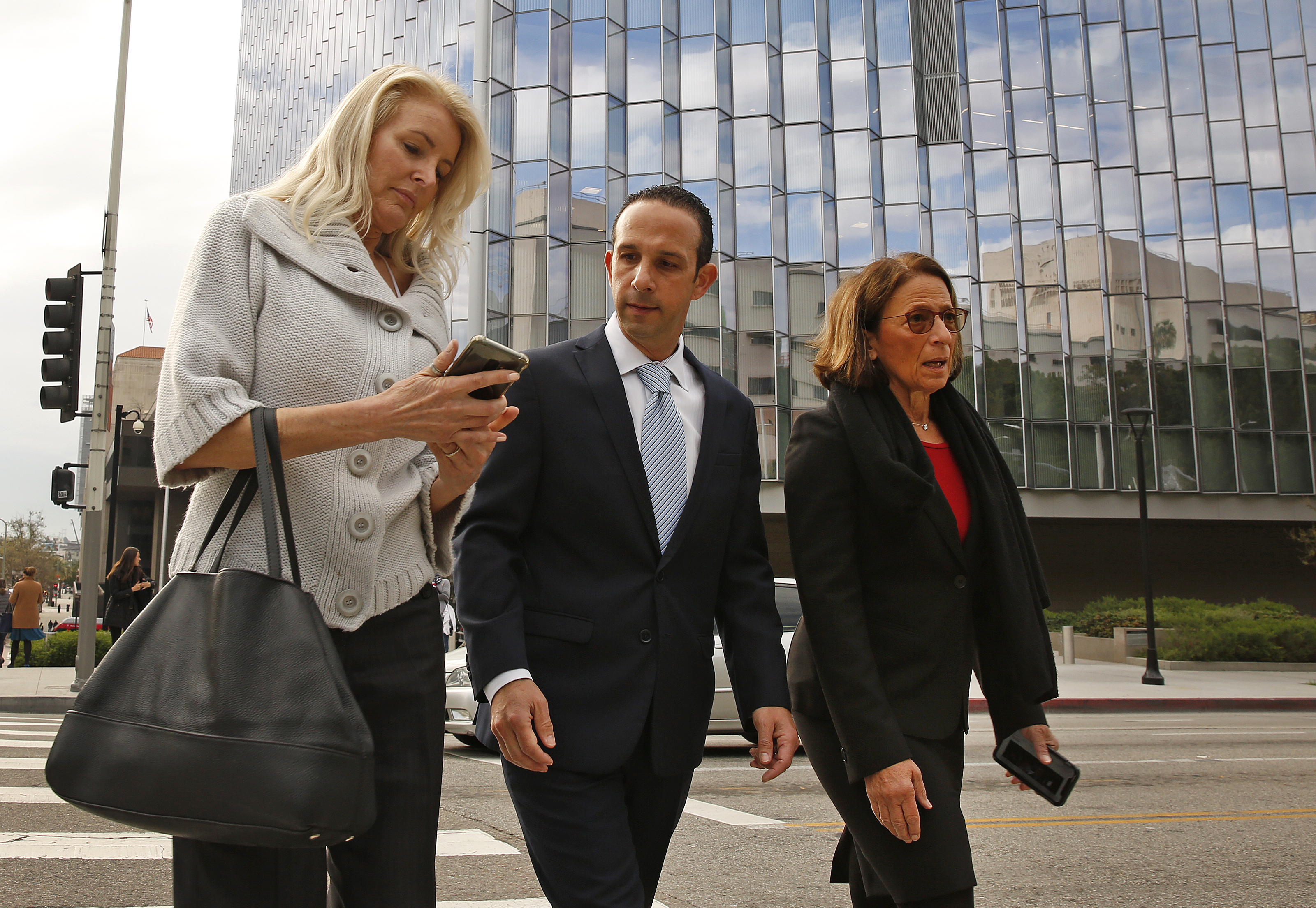 Former L.A. Councilman Mitchell Englander reports to prison - Vimarsana News