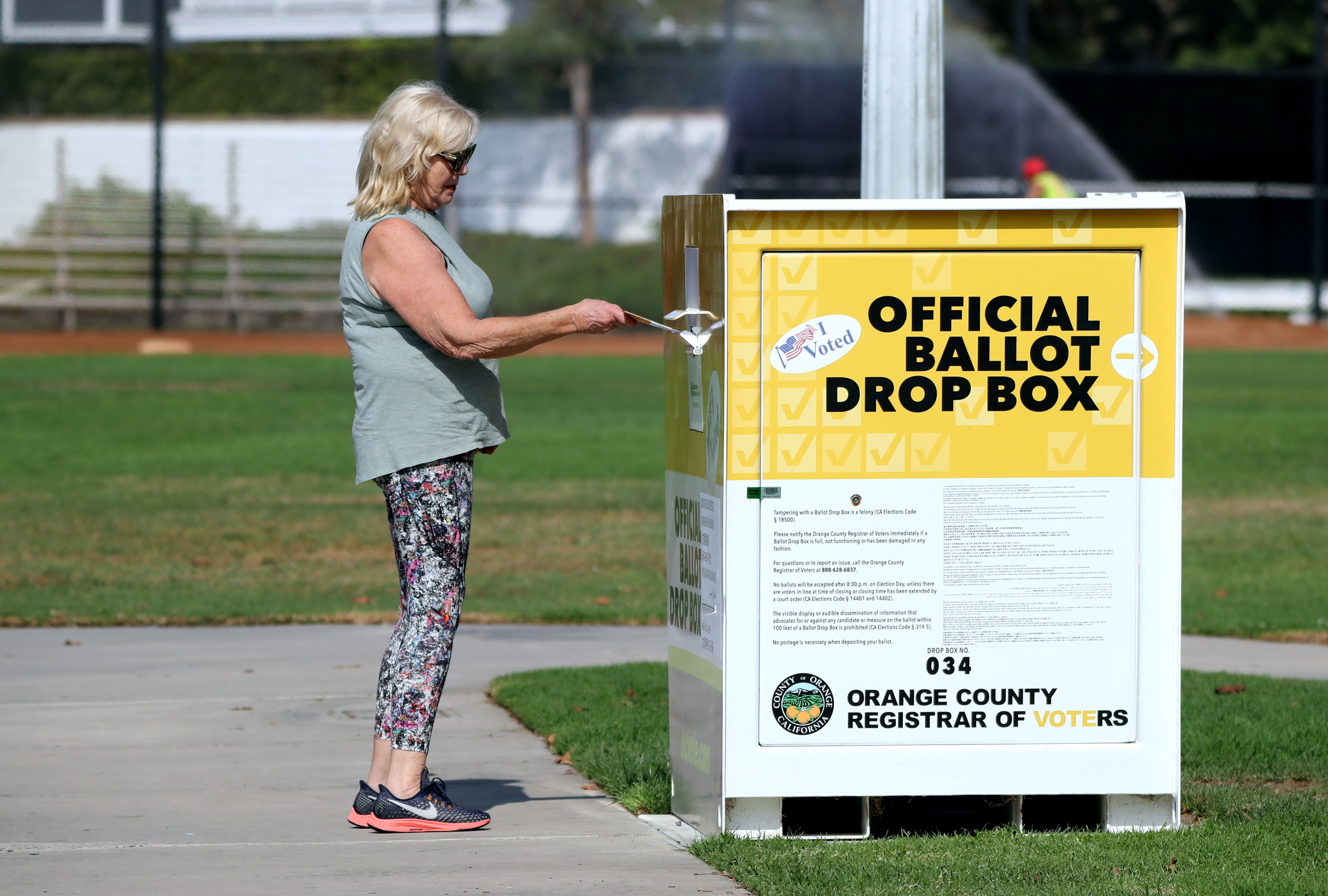 Deadline to register to vote in California's midterm is today - Vimarsana News