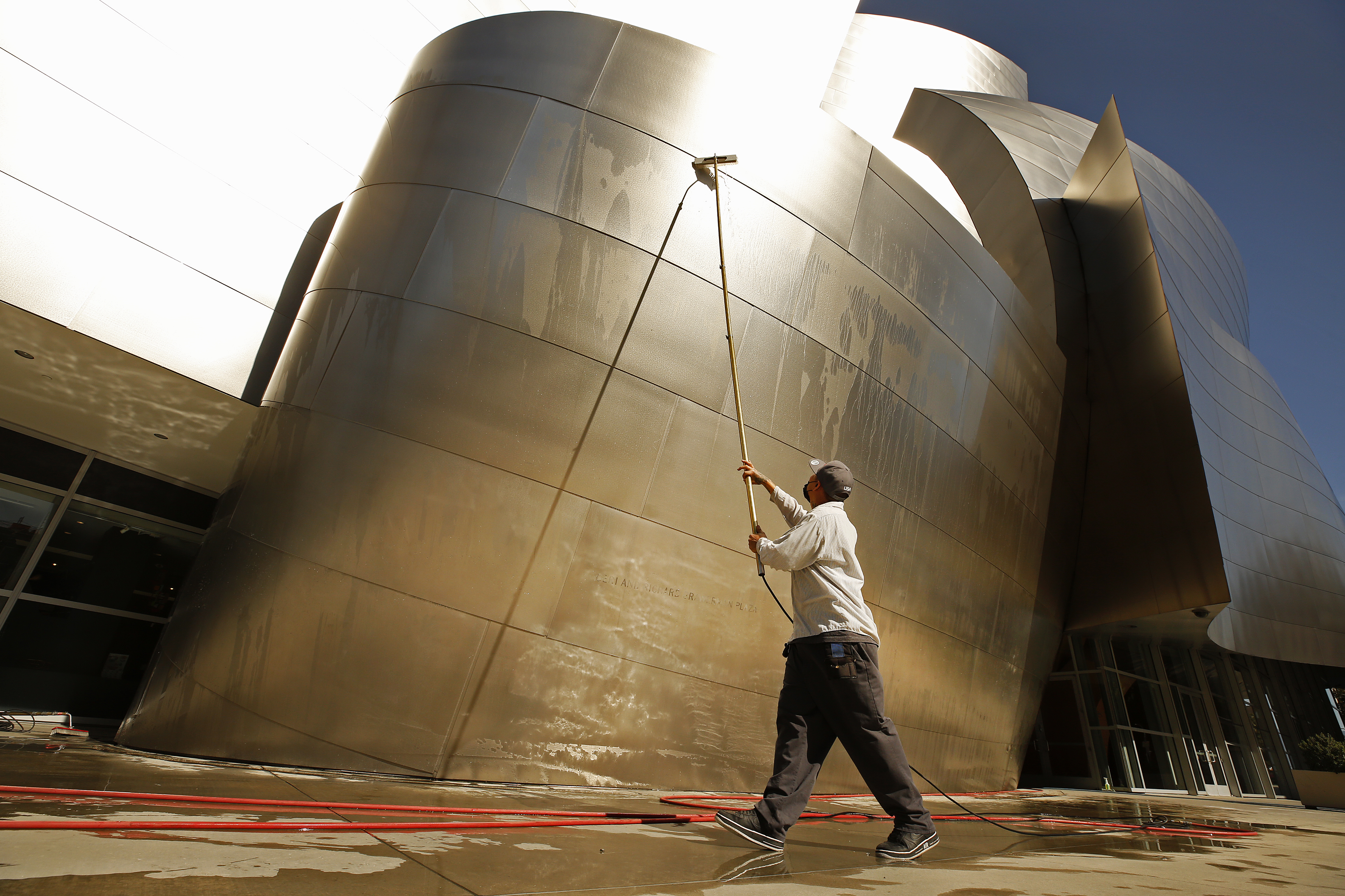 California reopening calendar: theme parks, museums, venues - Vimarsana News