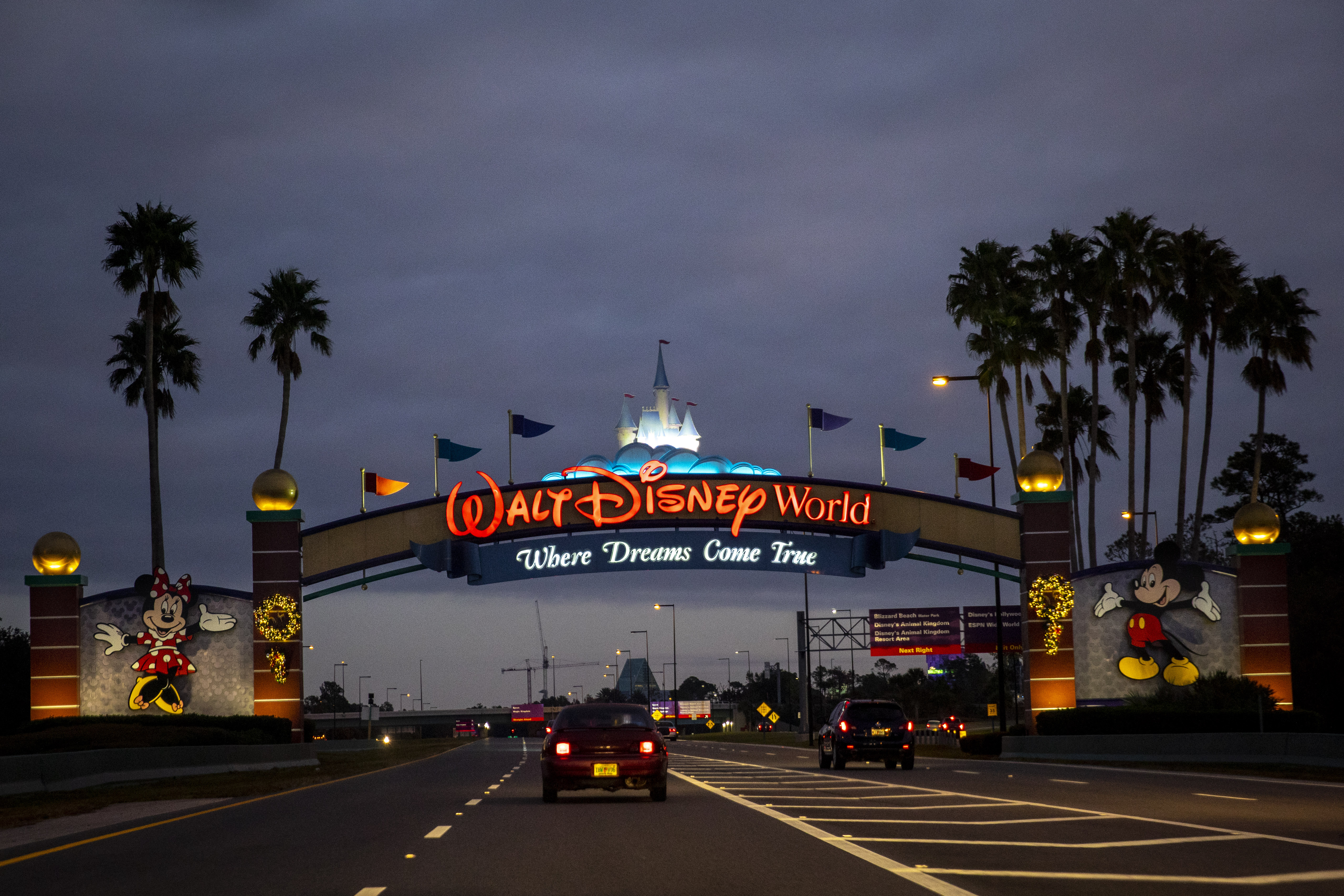 What happens if Disney loses its self-rule powers in Florida - Vimarsana News