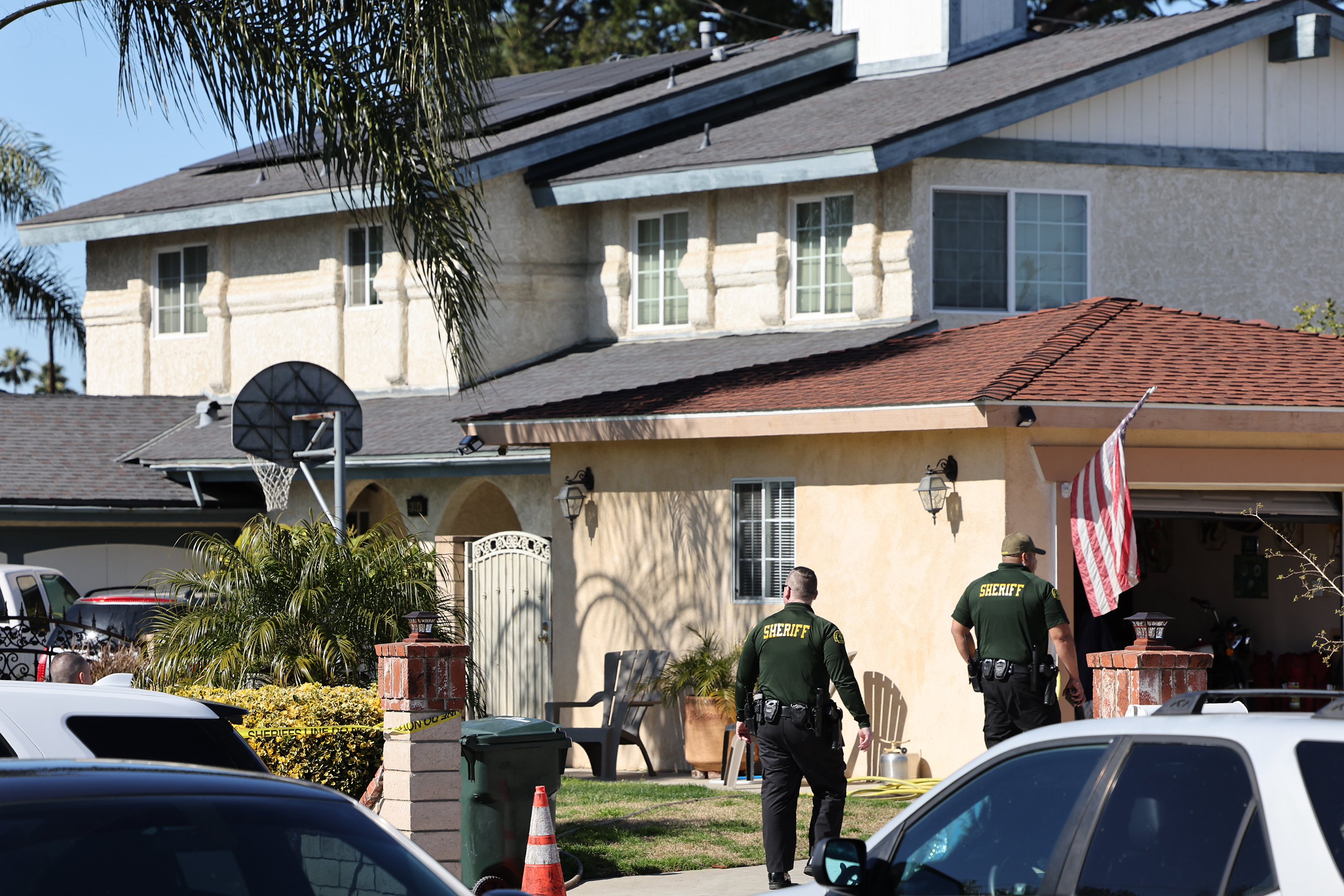 Photo of at-large suspect in Montclair killings is released - Vimarsana News