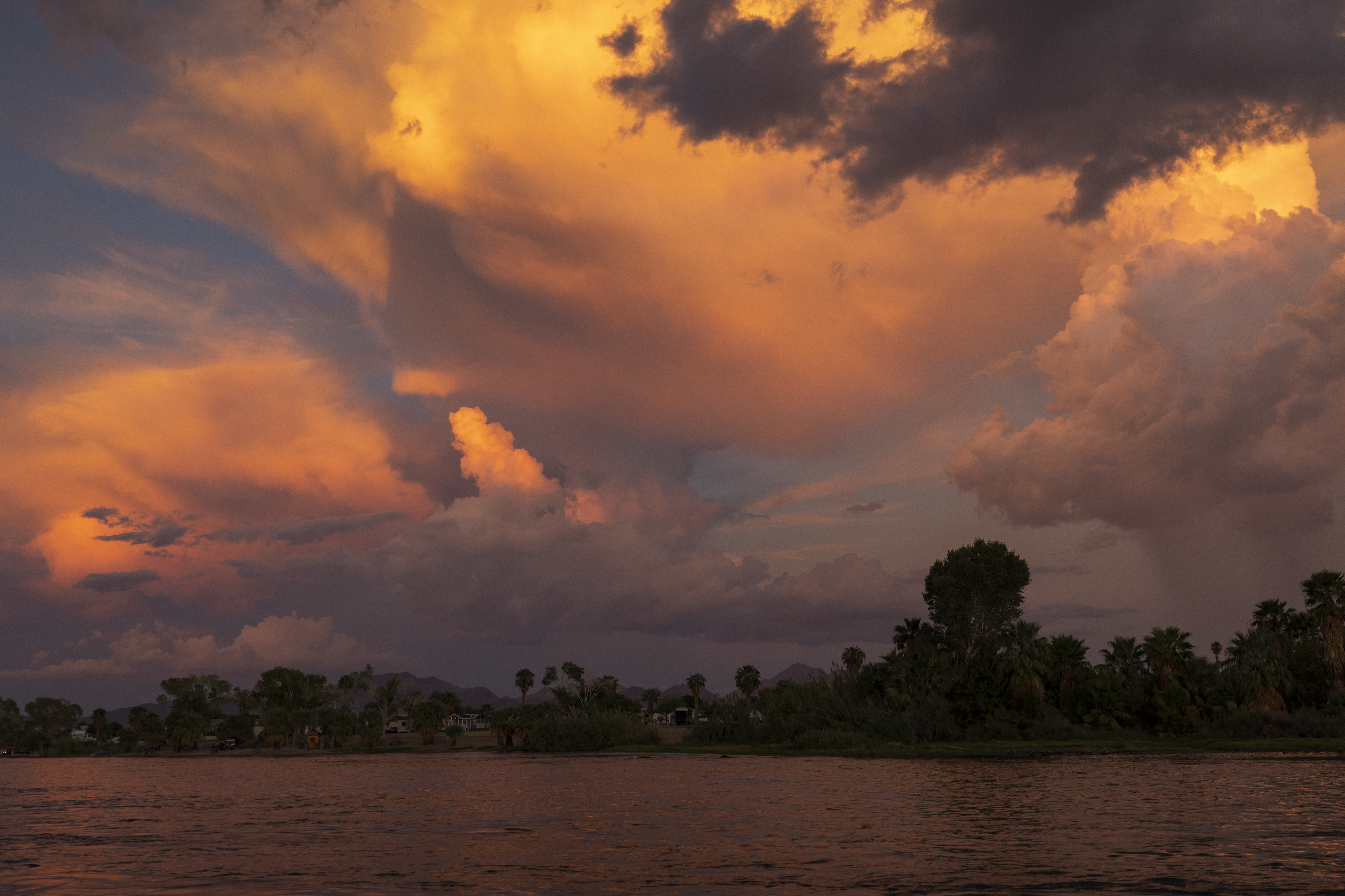 A monsoon-like weather pattern hits Southern California - Vimarsana News