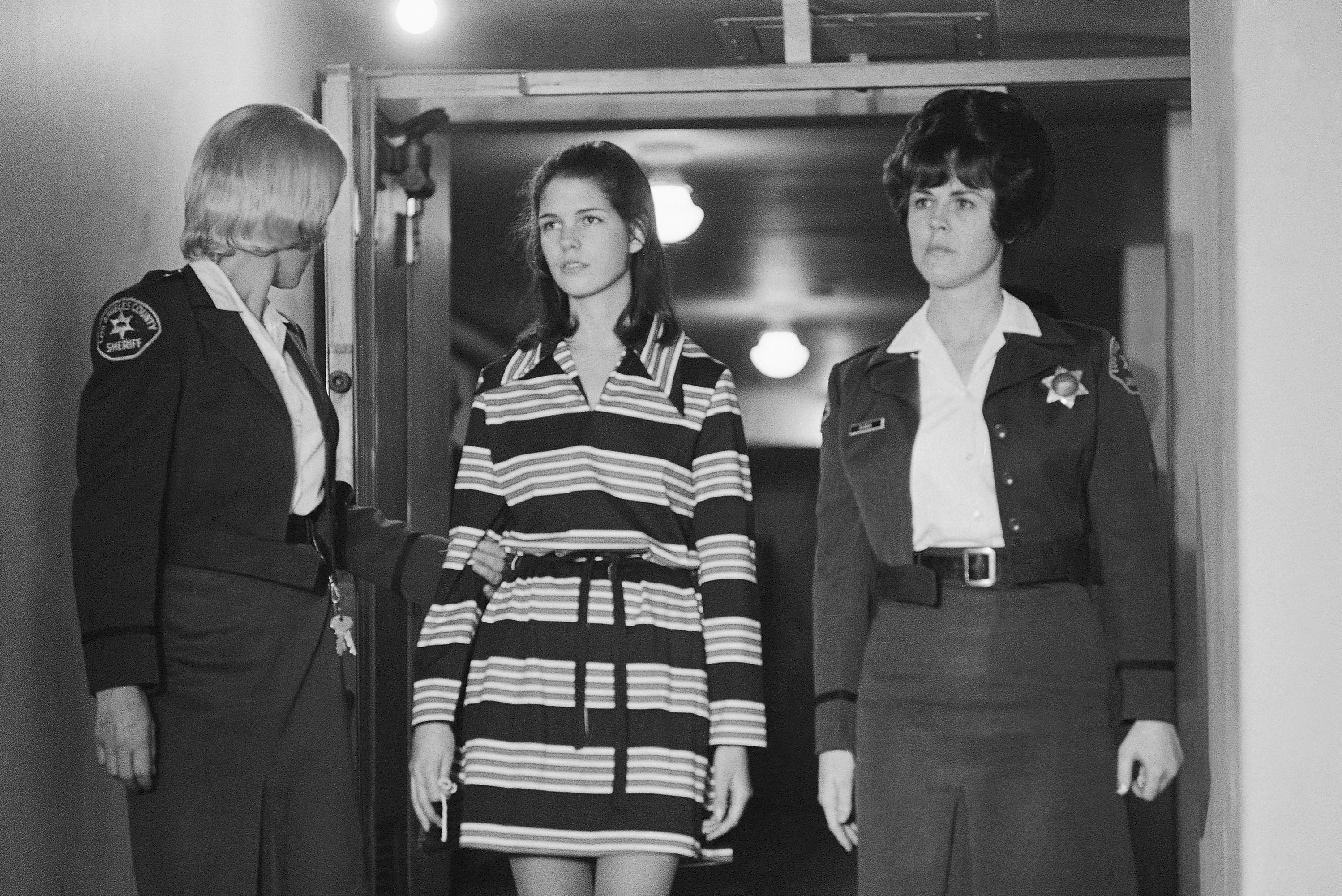 How Manson murderer Leslie Van Houten won her freedom - Vimarsana News