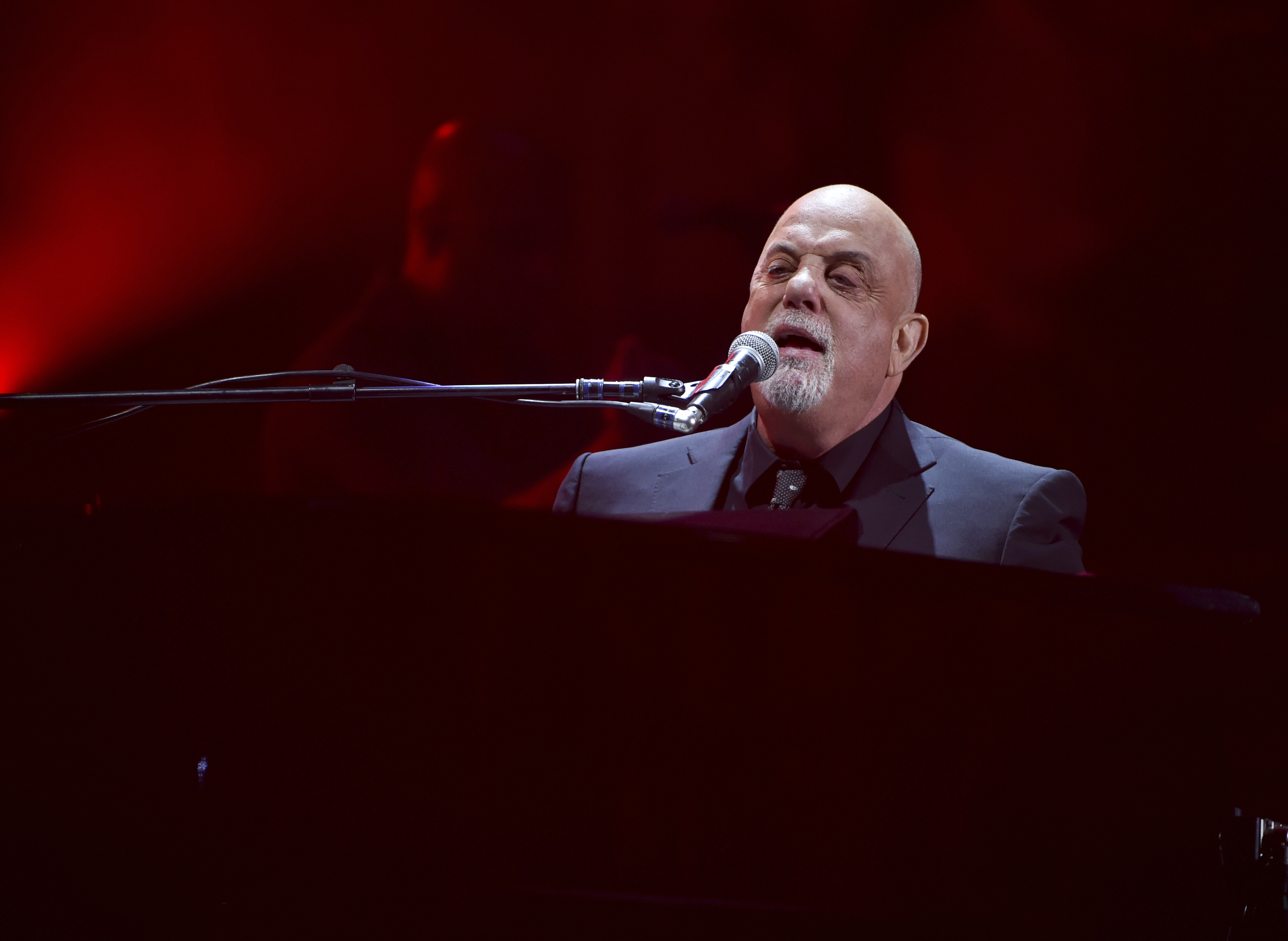 Billy Joel Madison Square Garden show delayed due to illness - Vimarsana News