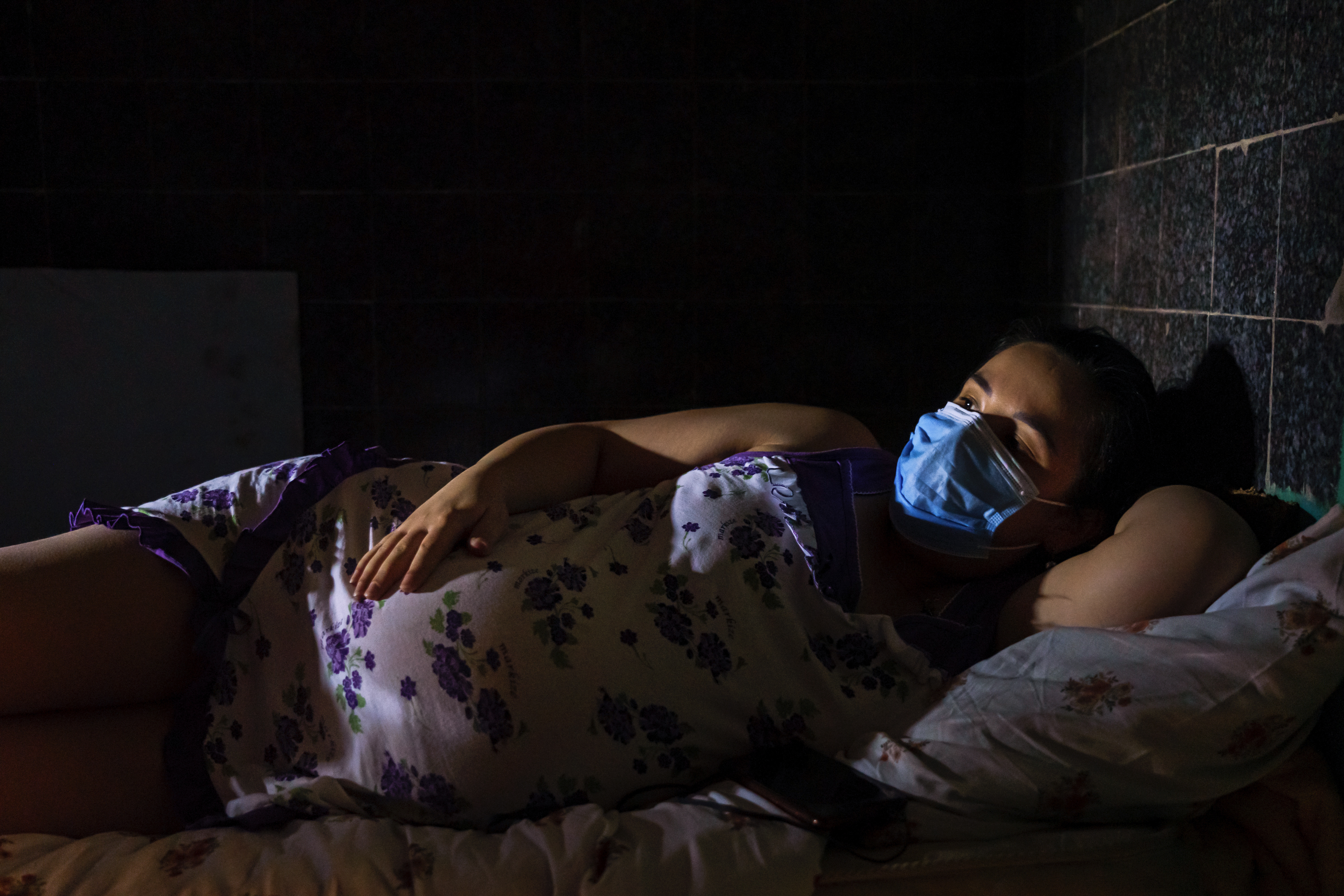 In a Ukraine maternity ward: A roar of bombs, a newborn's cry - The San Diego Union-Tribune - Vimarsana News