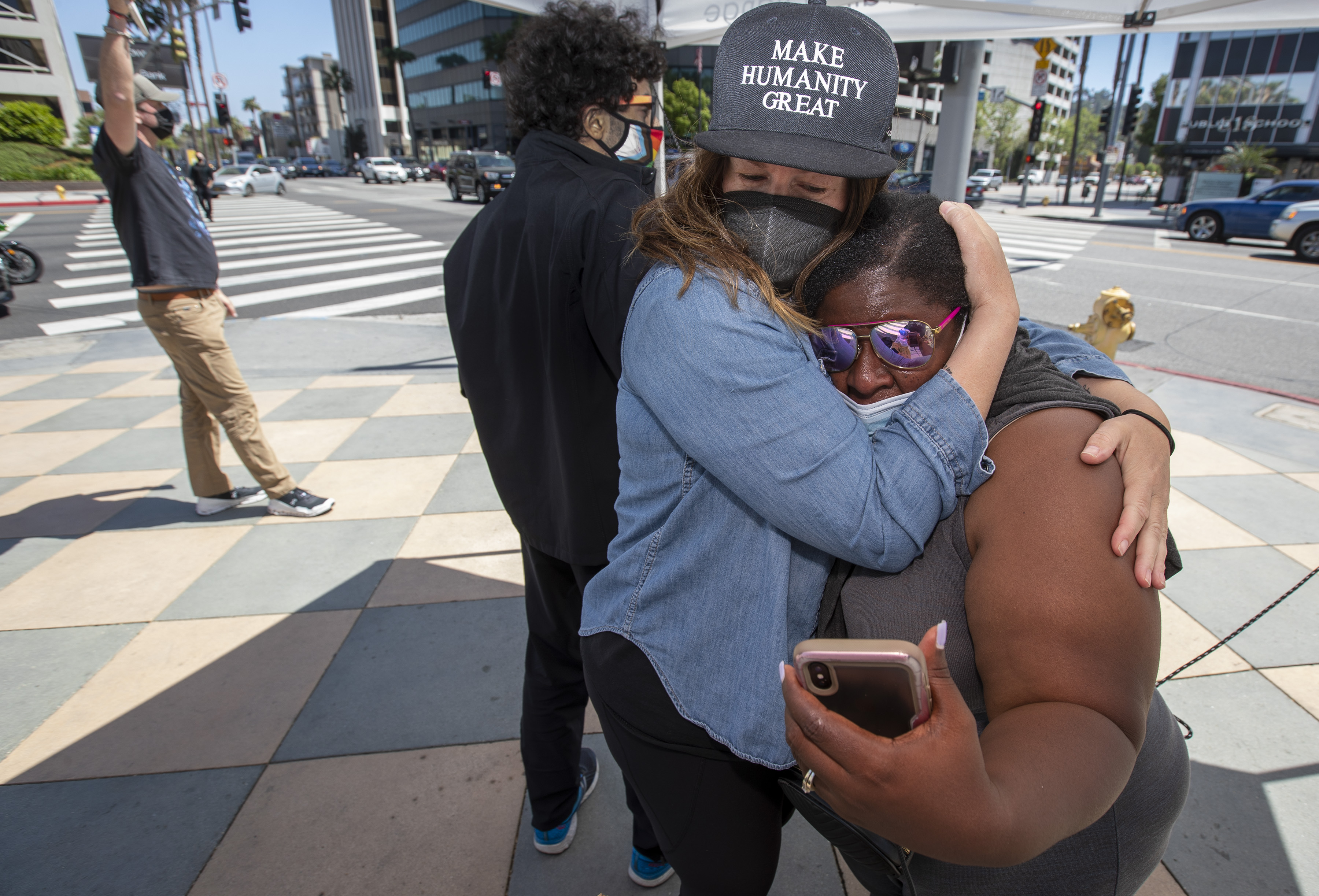 L.A. welcomes guilty verdicts in Derek Chauvin trial - Vimarsana News