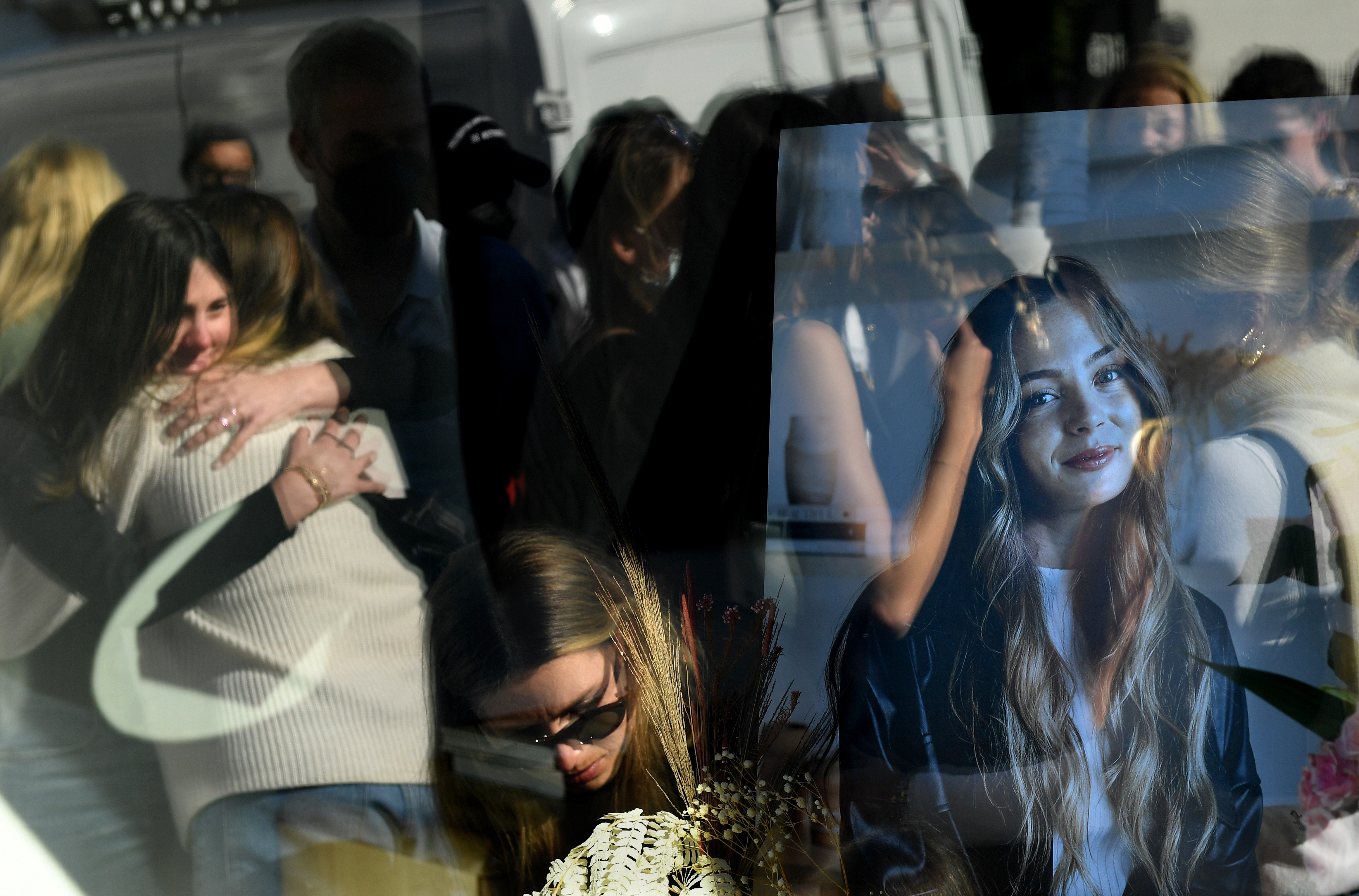 Photos: Tears, hugs and the question of 'why' at Kupfer vigil - Vimarsana News