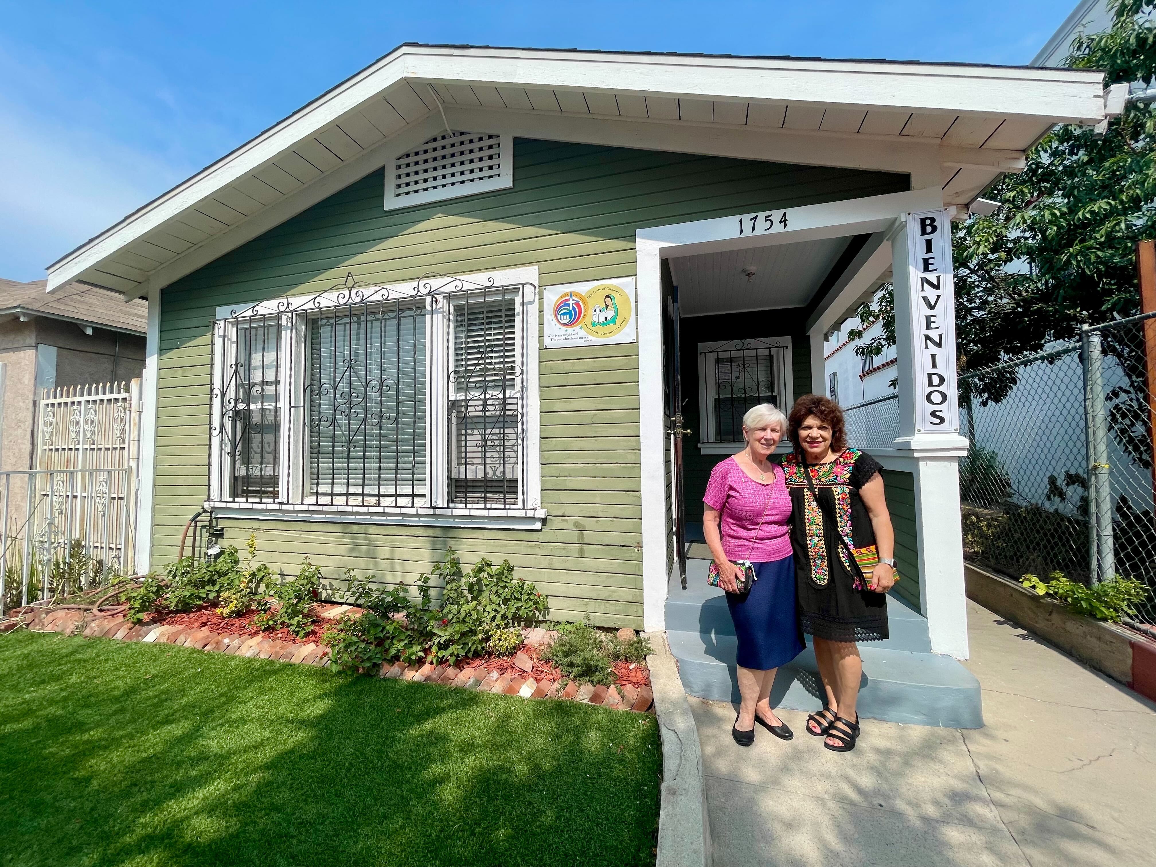Community resource center in Barrio Logan works to lift families in need - Vimarsana News